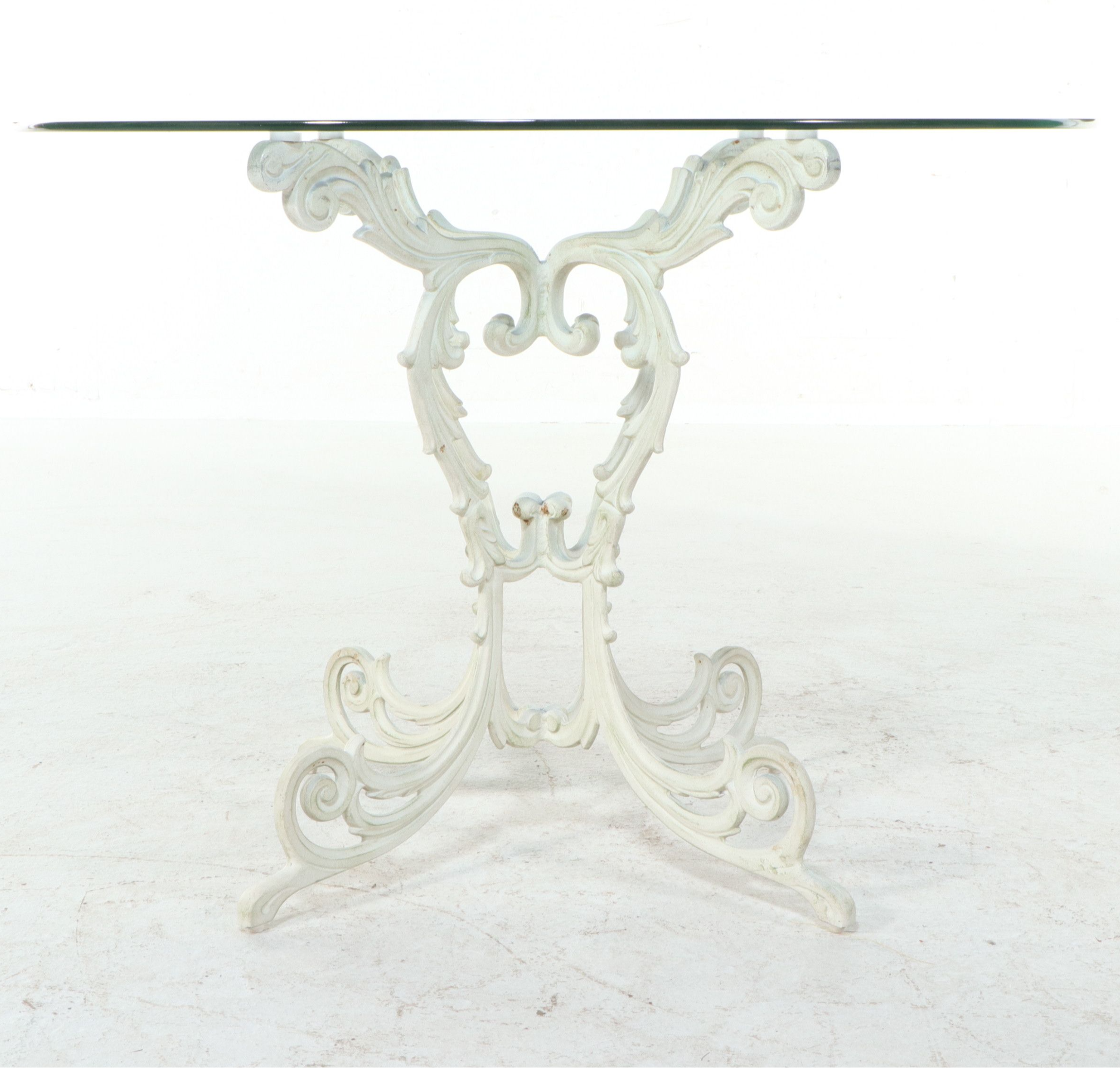 Five Piece Victorian Style Cast Metal Patio Dining Set, Late 20th Century