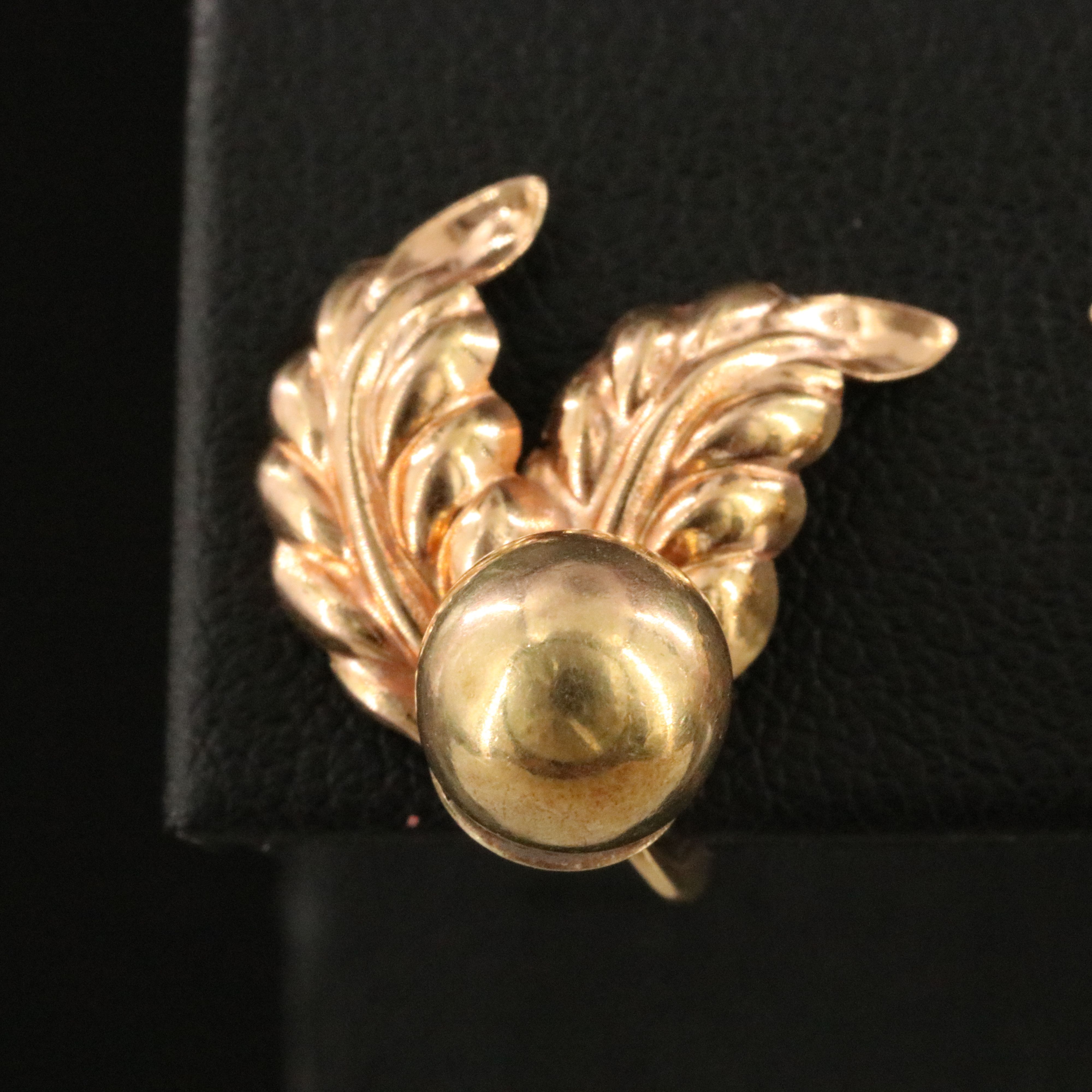 Vintage 10K Botanical Earrings