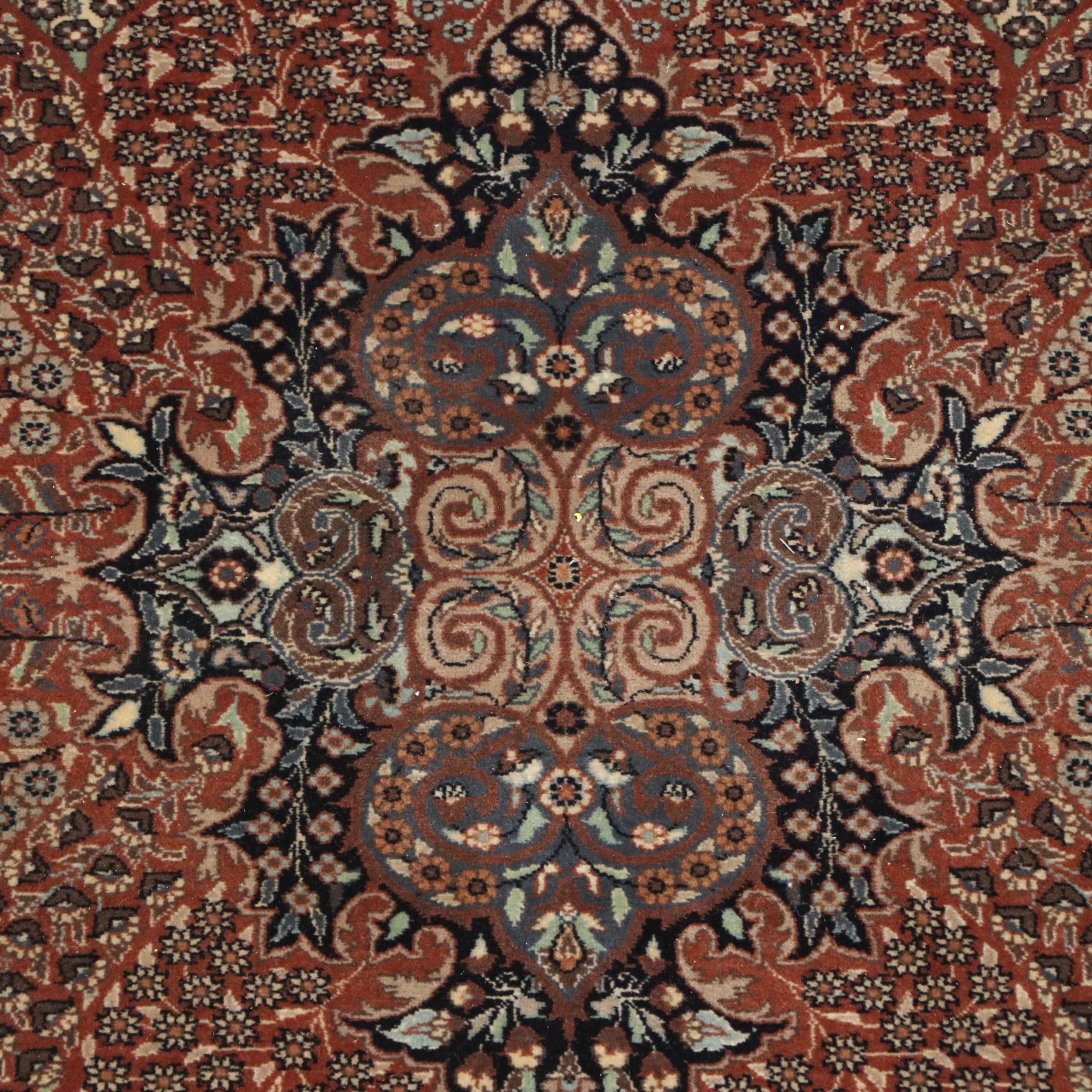 4'7 x 7'6 Hand-Knotted Persian Sarouk Area Rug