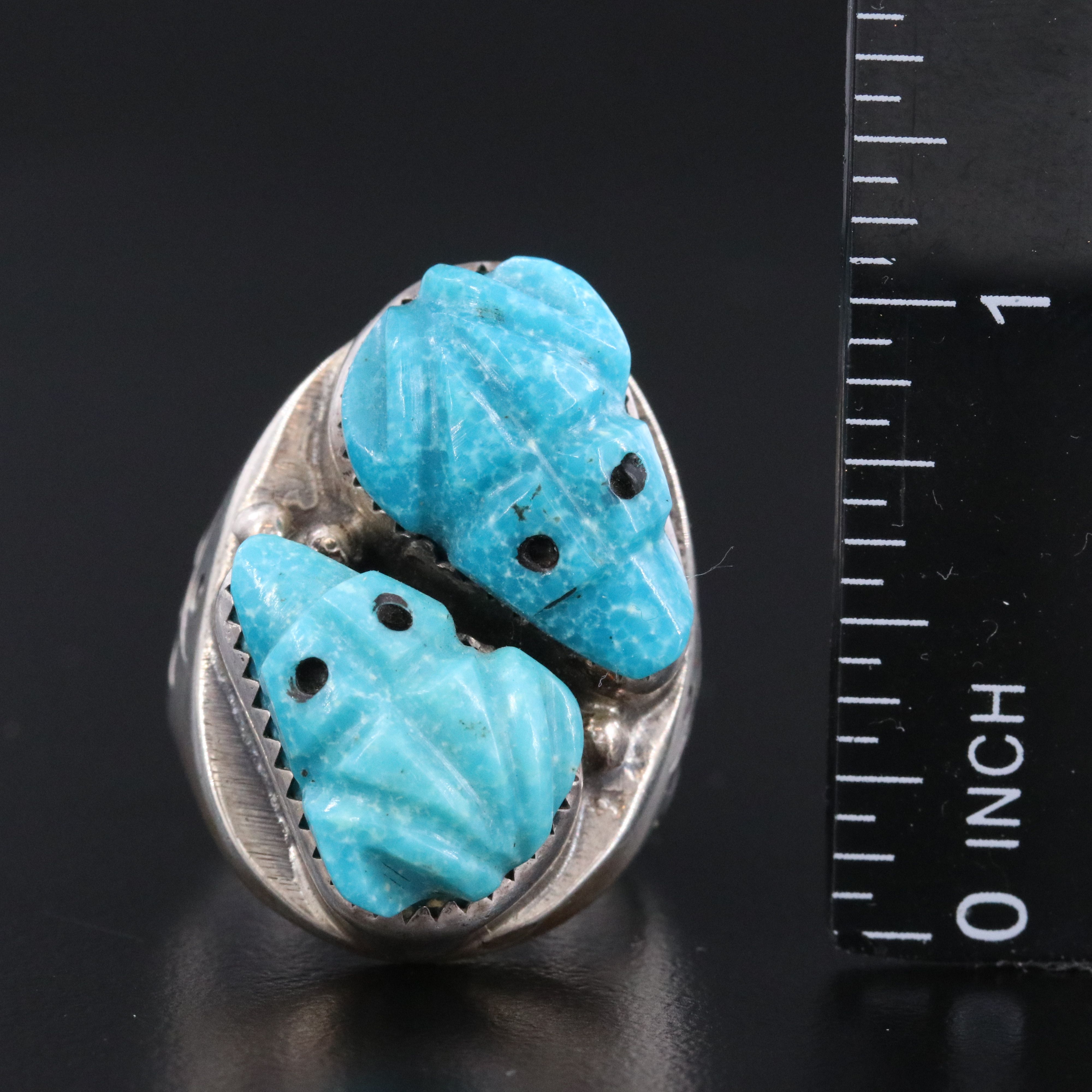 Vintage Western Sterling Carved Turquoise Frogs Ring