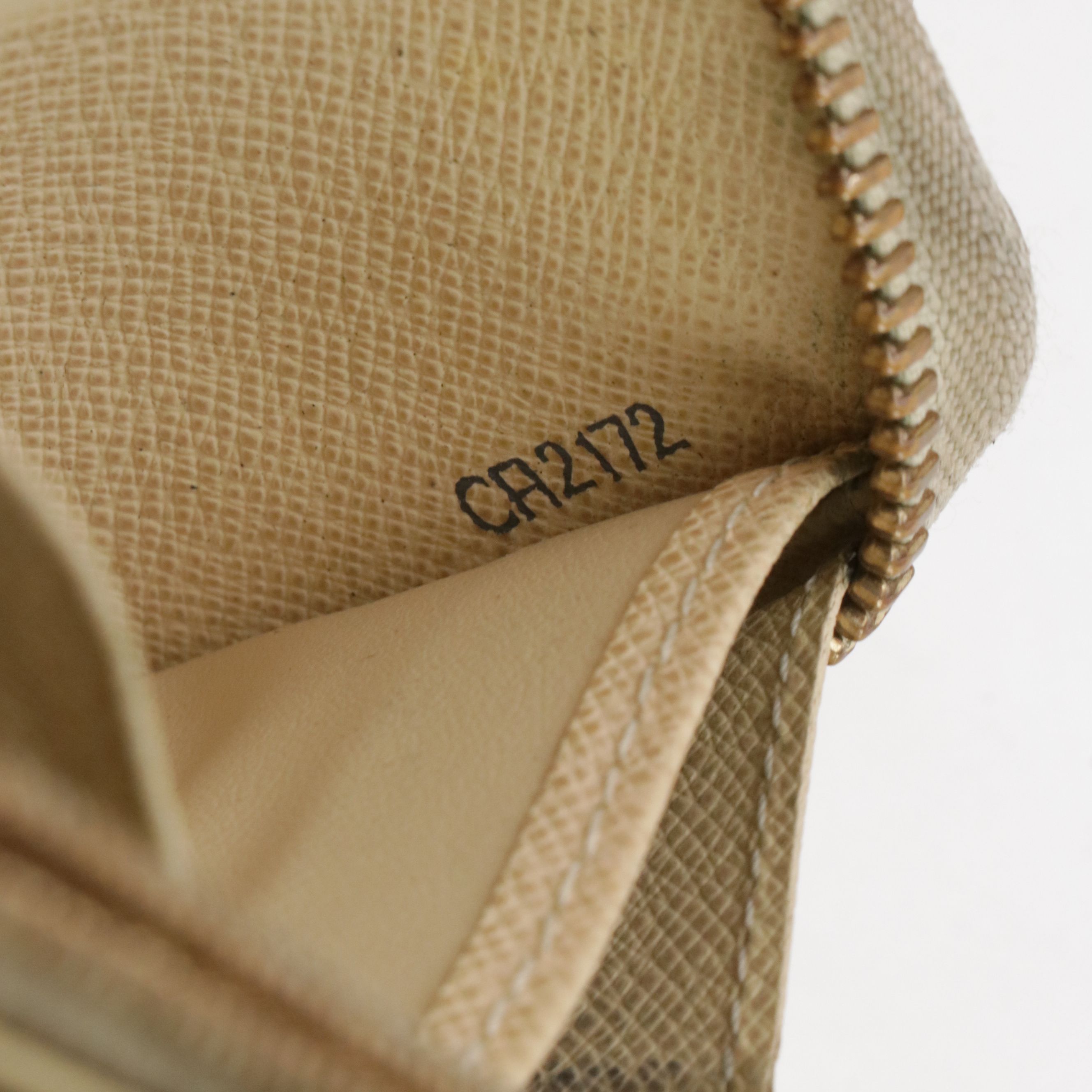 Louis Vuitton Zippy Wallet in Damier Azur Canvas and Leather