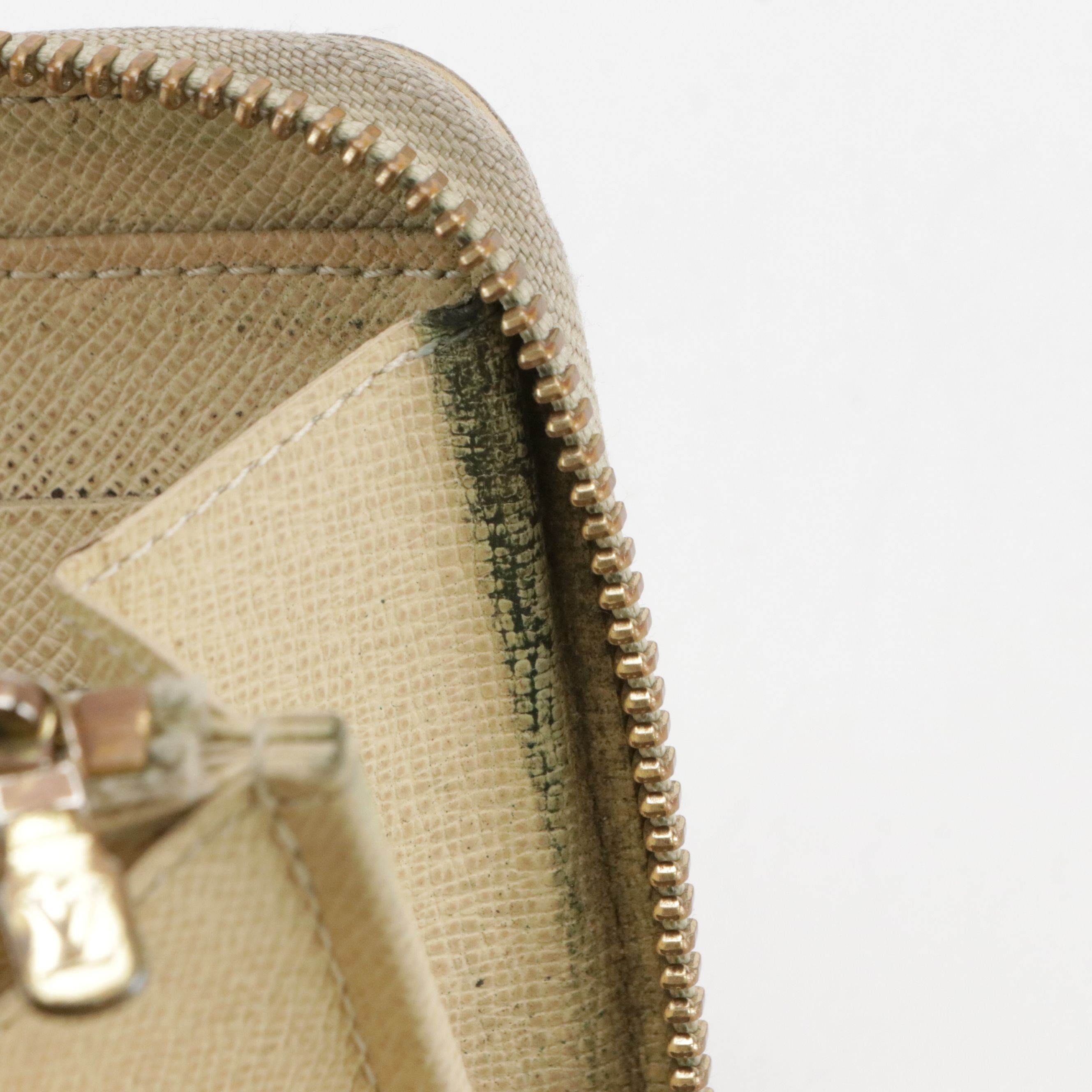 Louis Vuitton Zippy Wallet in Damier Azur Canvas and Leather