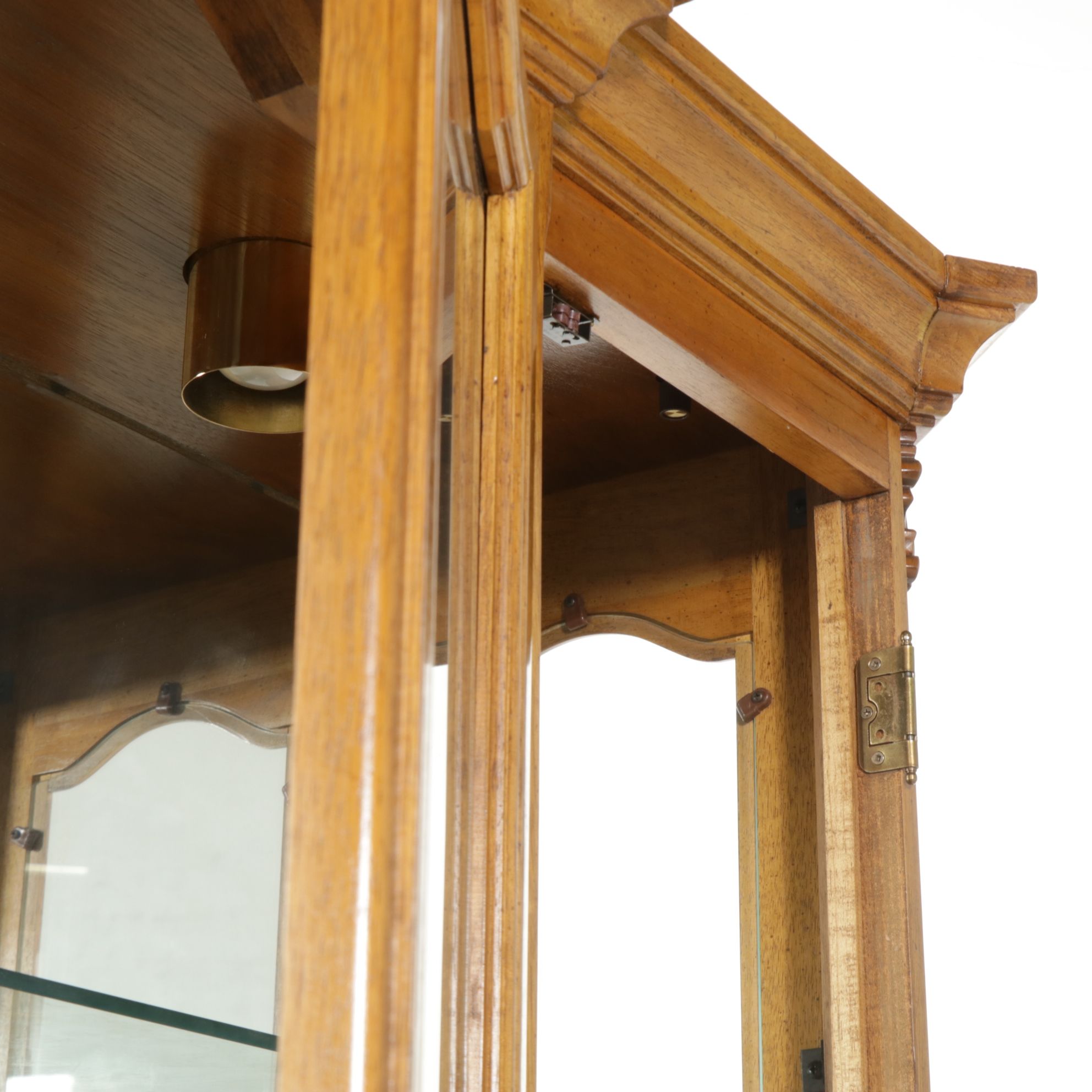 China Cabinet, Late 20th Century