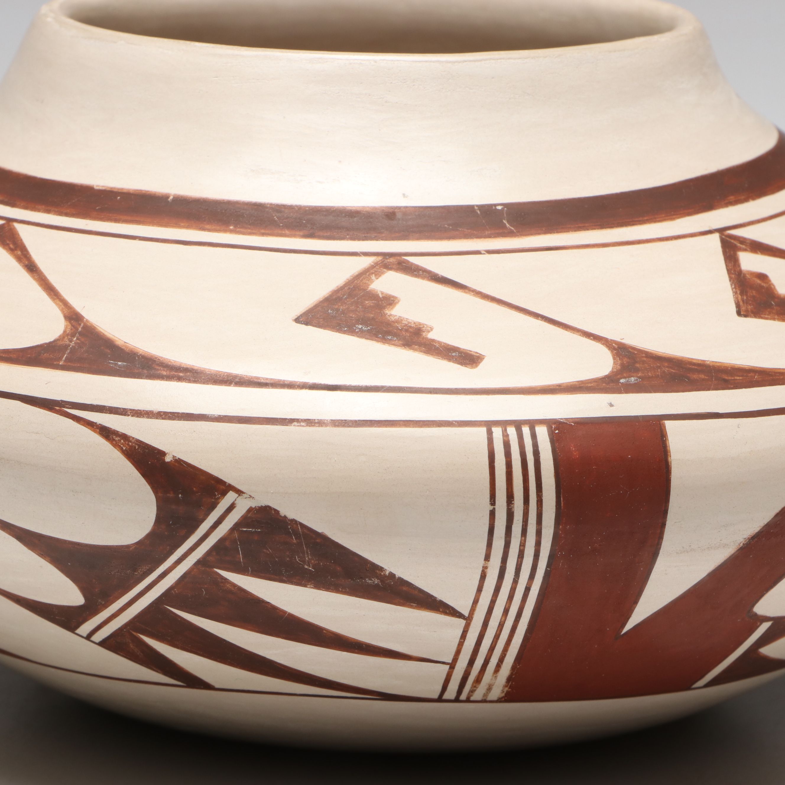 Grace Navasie Hopi-Tewa Southwest Art Pottery Vessel, Late 20th C.