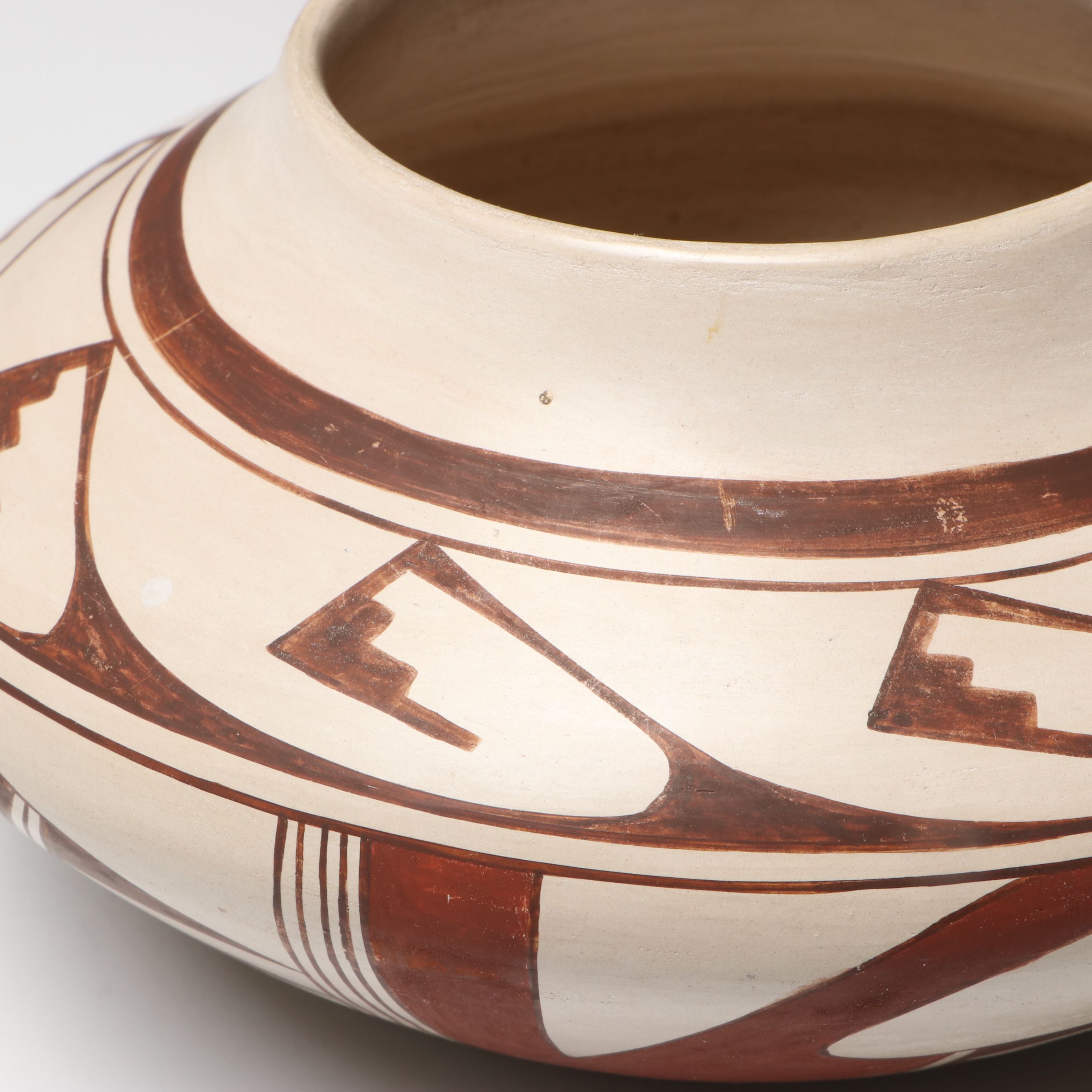 Grace Navasie Hopi-Tewa Southwest Art Pottery Vessel, Late 20th C.