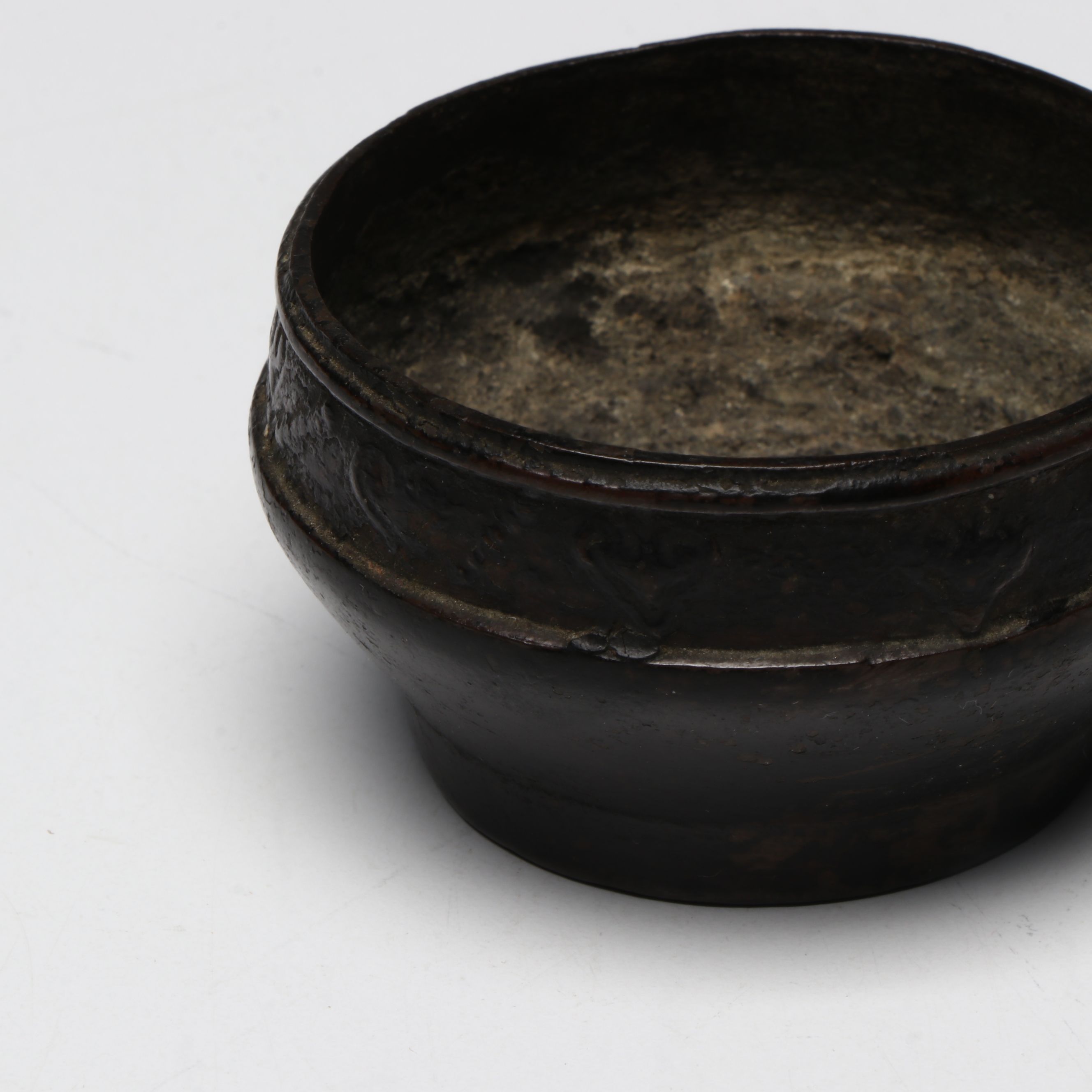 Antique Bronze Diminutive Heart Pattern Vessel