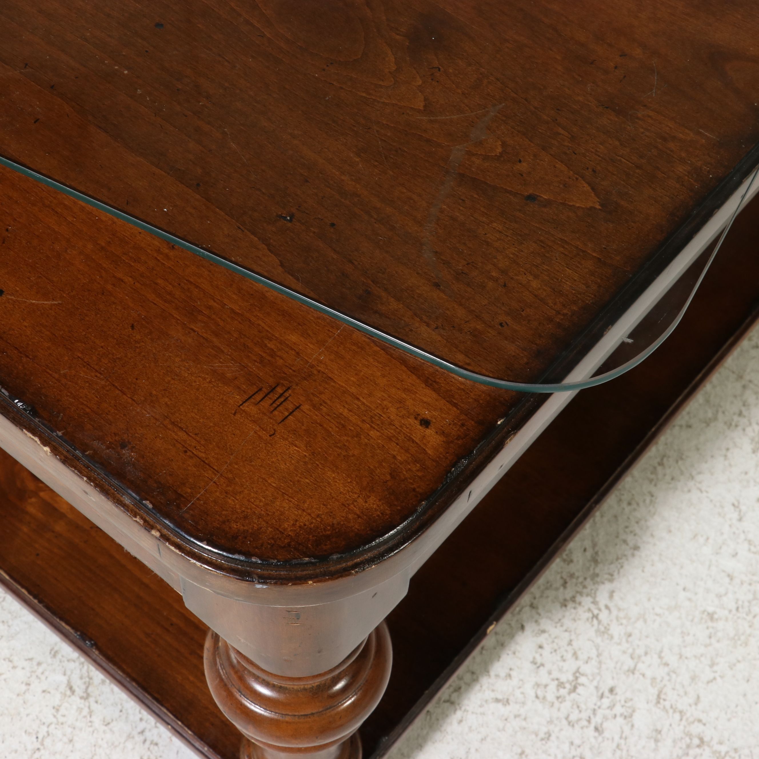 Hooker Furniture Traditional Style Wooden Coffee Table with Glass Top
