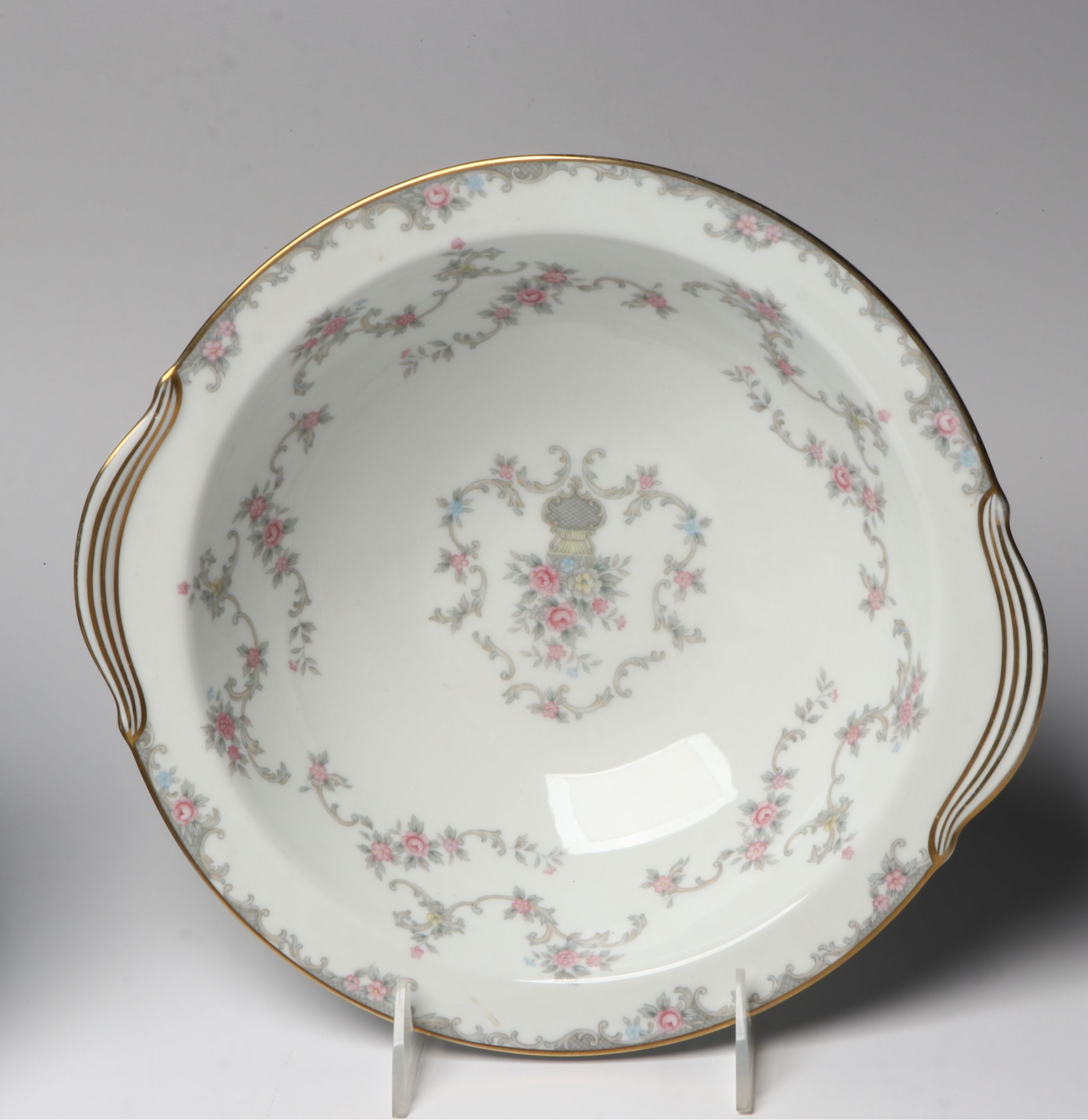 Noritake "Windsor" Porcelain Dinnerware, Mid-20th Century