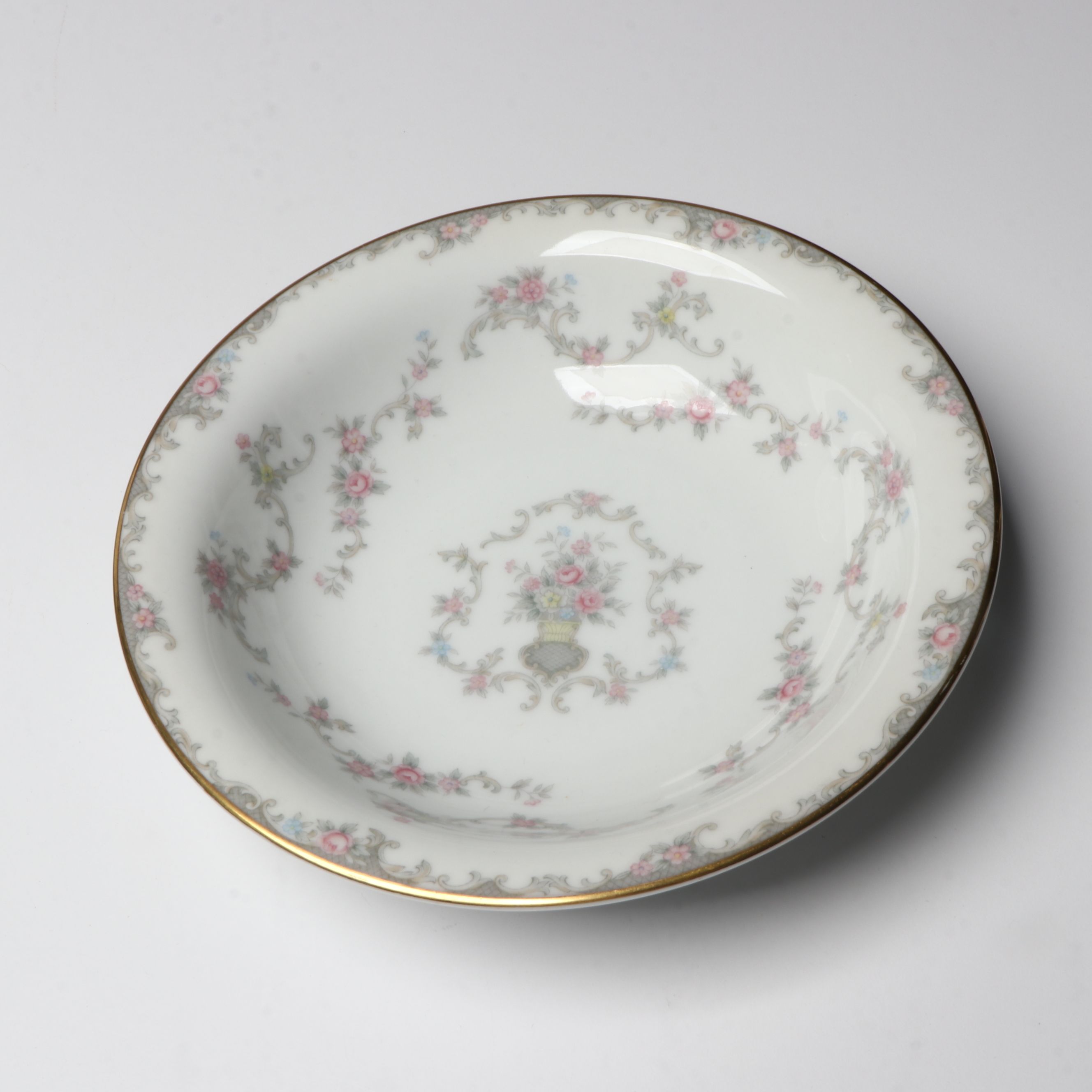 Noritake "Windsor" Porcelain Dinnerware, Mid-20th Century