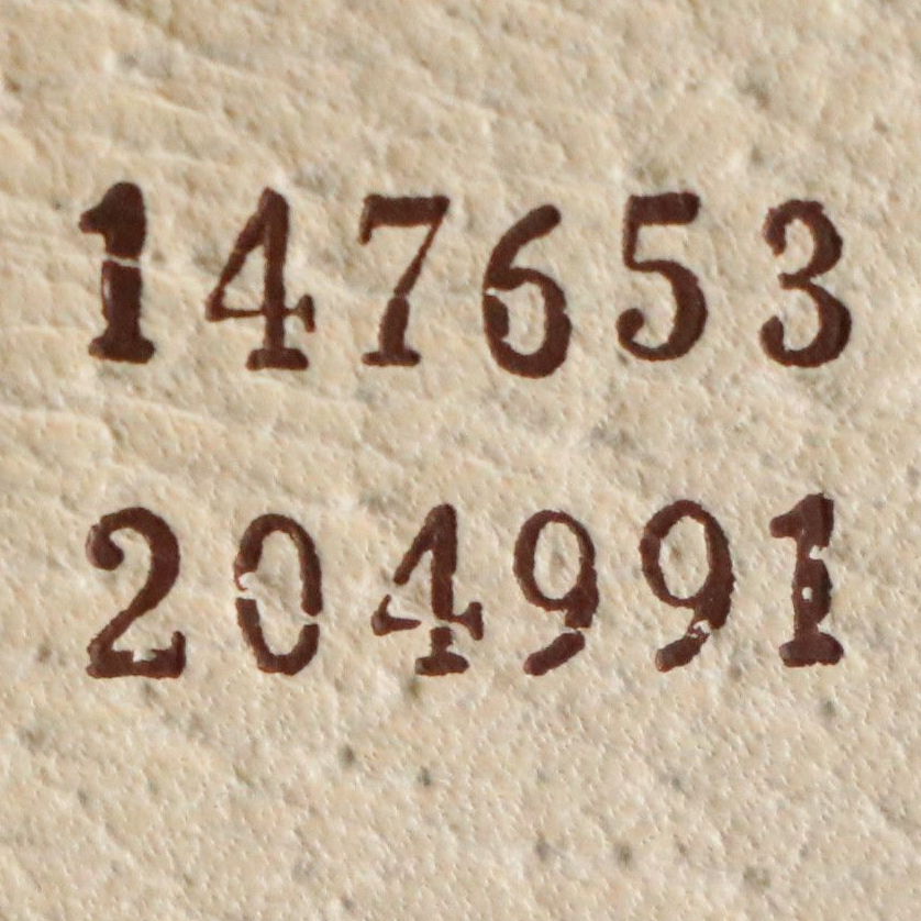 Gucci Pochette Bag in Ivory Leather with Pink Charms