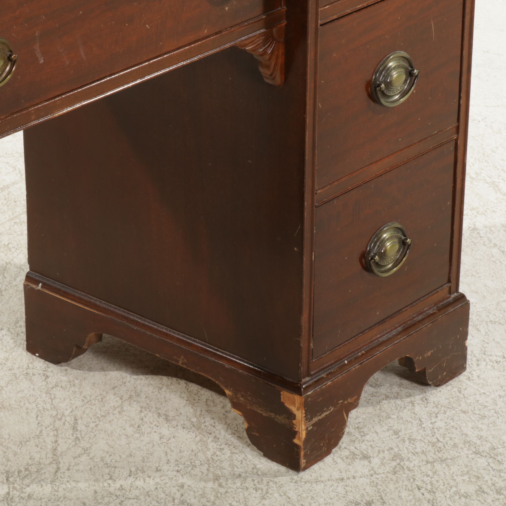 Mahogany Kneehole Desk, Early to Mid 20th Century