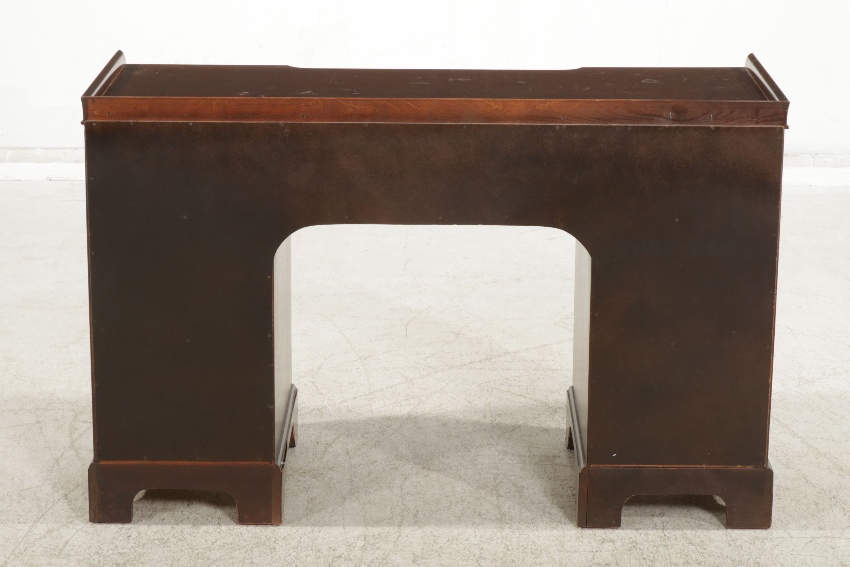 Mahogany Kneehole Desk, Early to Mid 20th Century