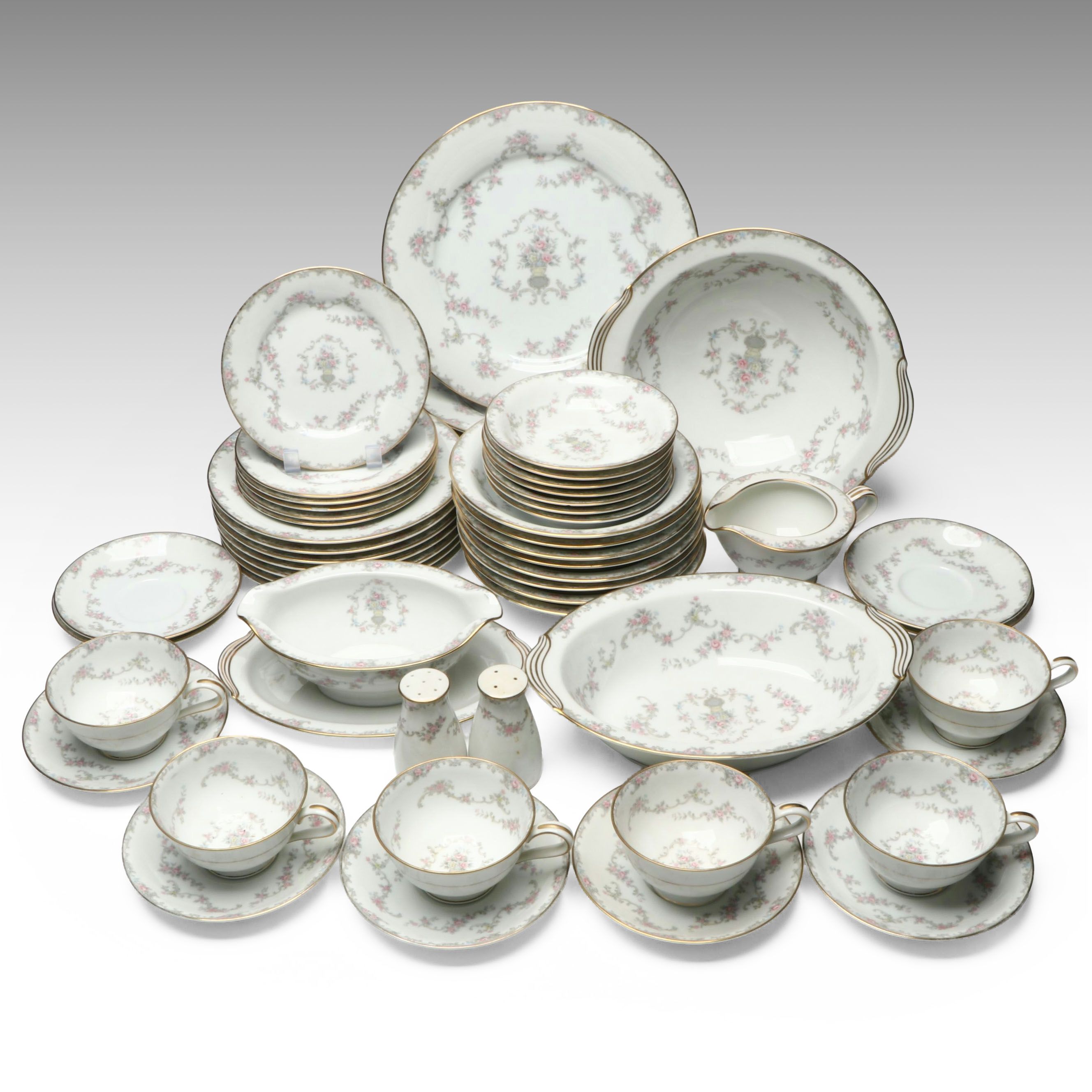 Noritake "Windsor" Porcelain Dinnerware, Mid-20th Century