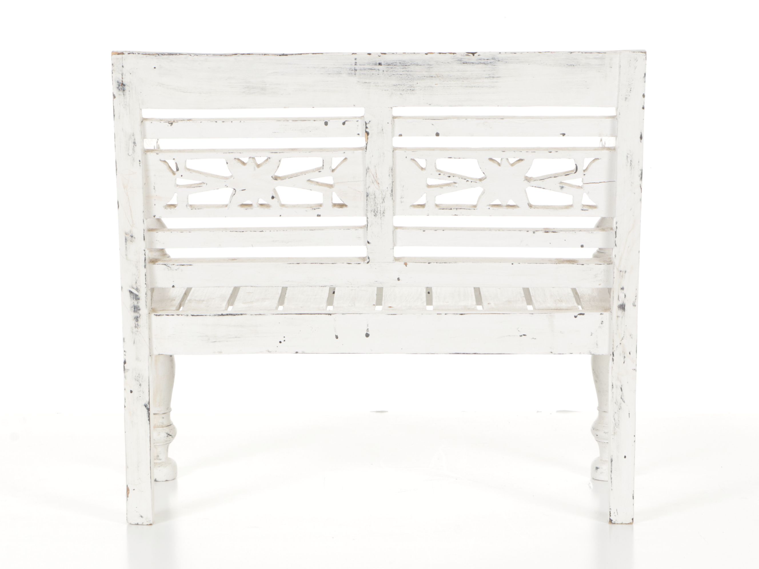 White Miniature Farmhouse Bench with Flower Cut-Out Motif