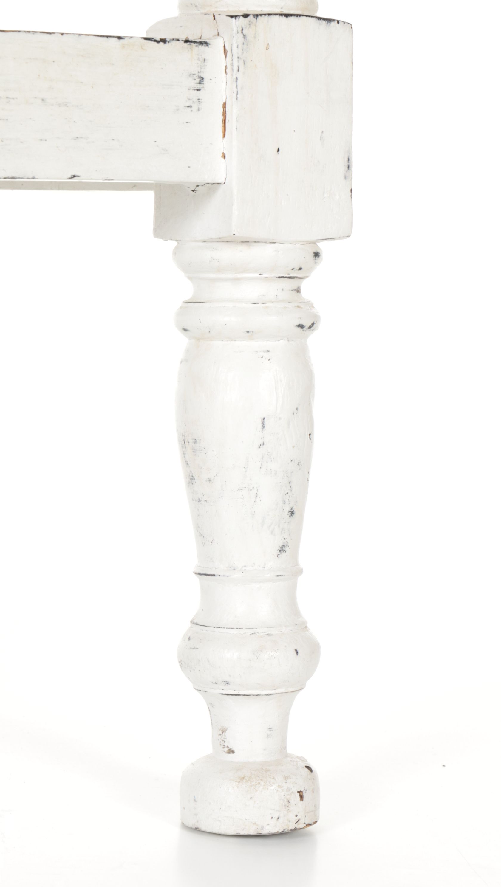 White Miniature Farmhouse Bench with Flower Cut-Out Motif