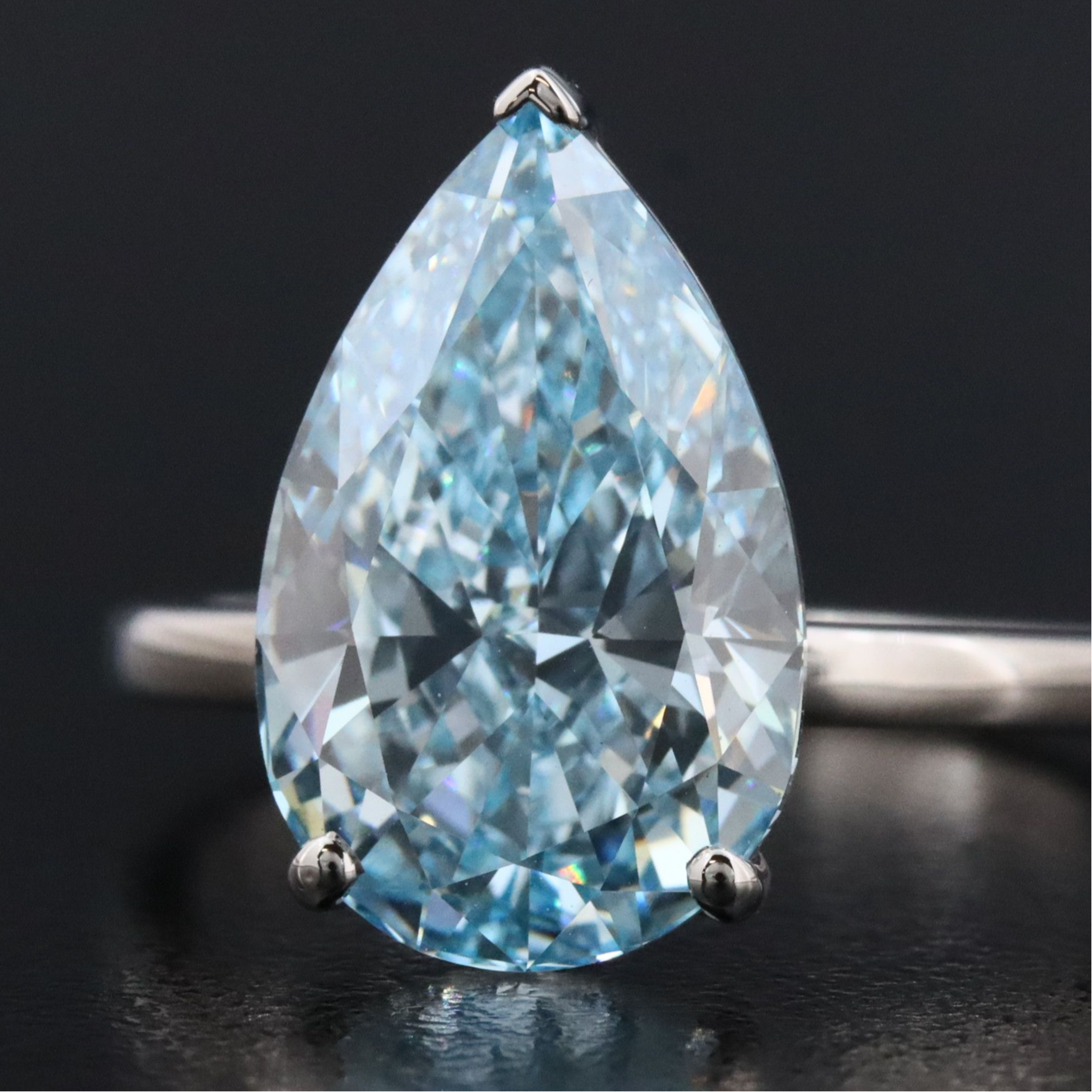 Platinum 5.06 CT Lab Grown Fancy Vivid Blue Diamond Ring with IGI Report