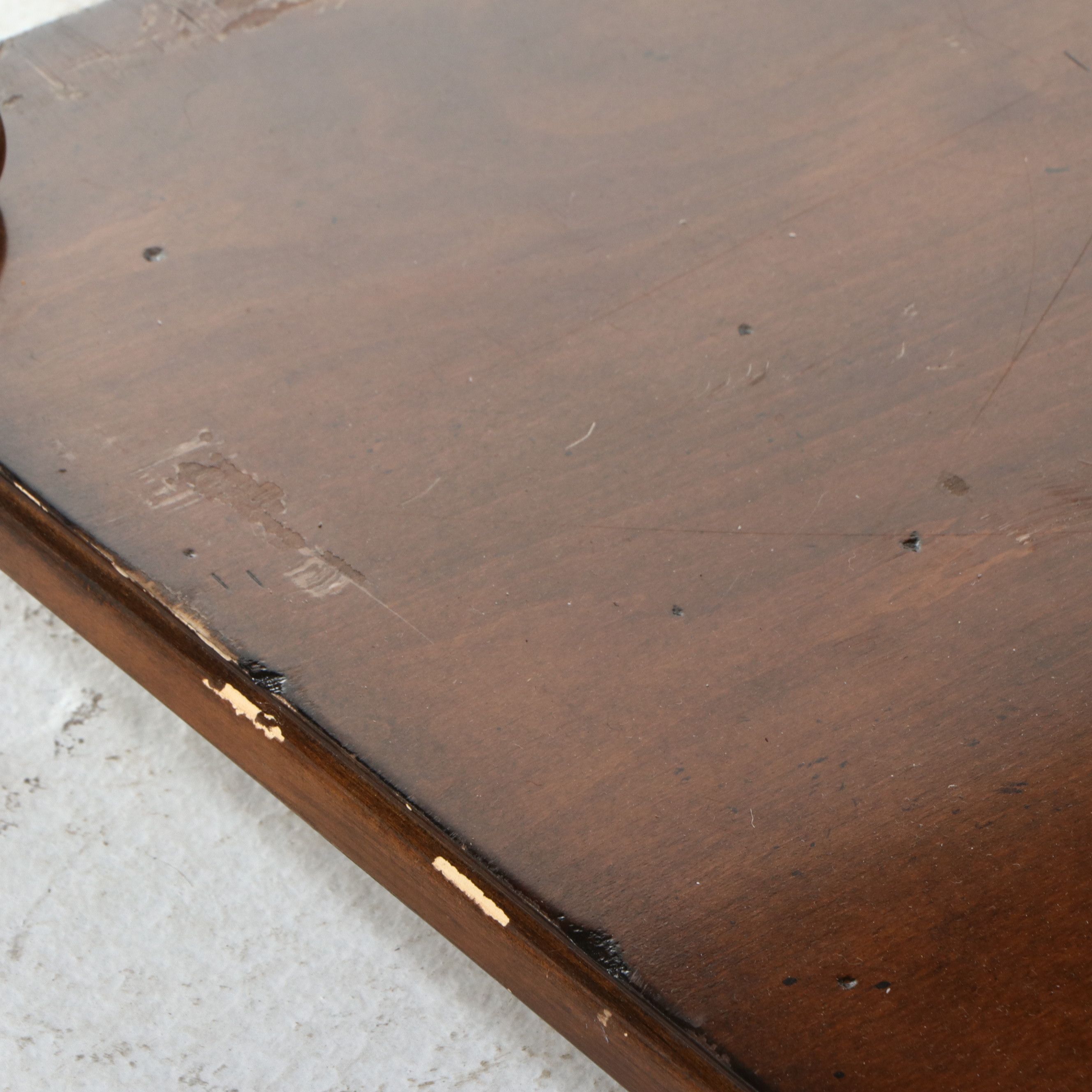 Traditional Style Square End Table with Glass Top