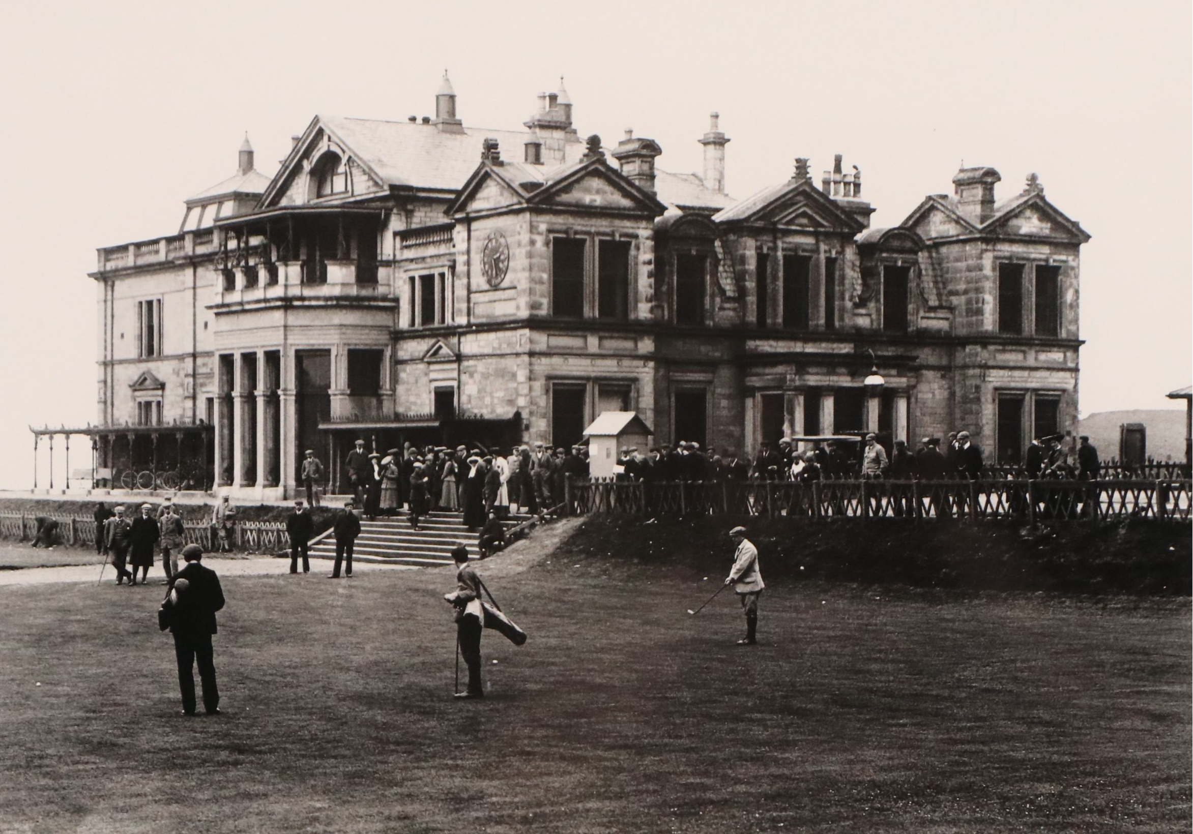 Offset Lithograph "Royal & Ancient Golf Club - St. Andrews 1905" Circa 1998