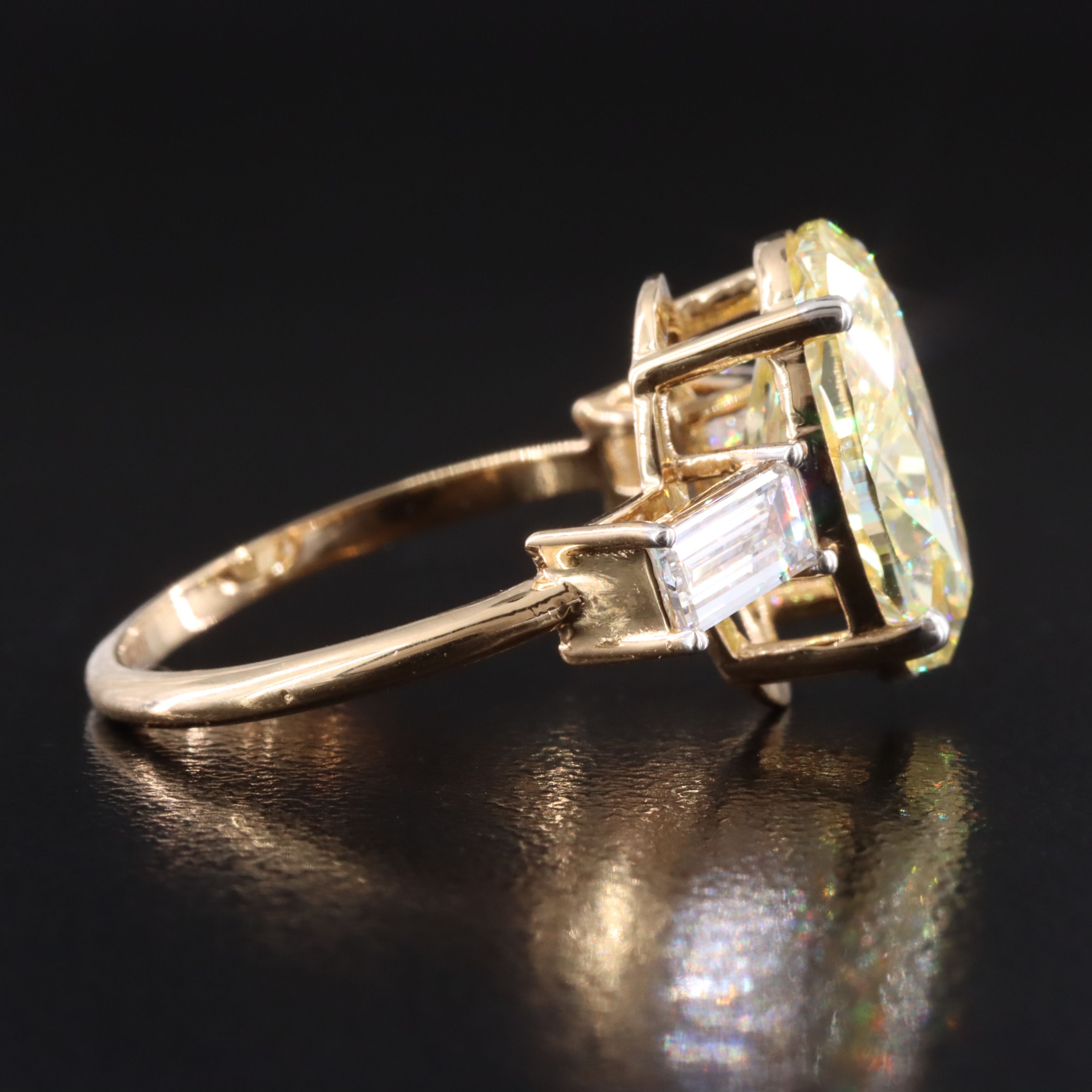 18K 5.13 CTW Lab Grown Diamond Ring with Fancy Intense Yellow Center, IGI Report