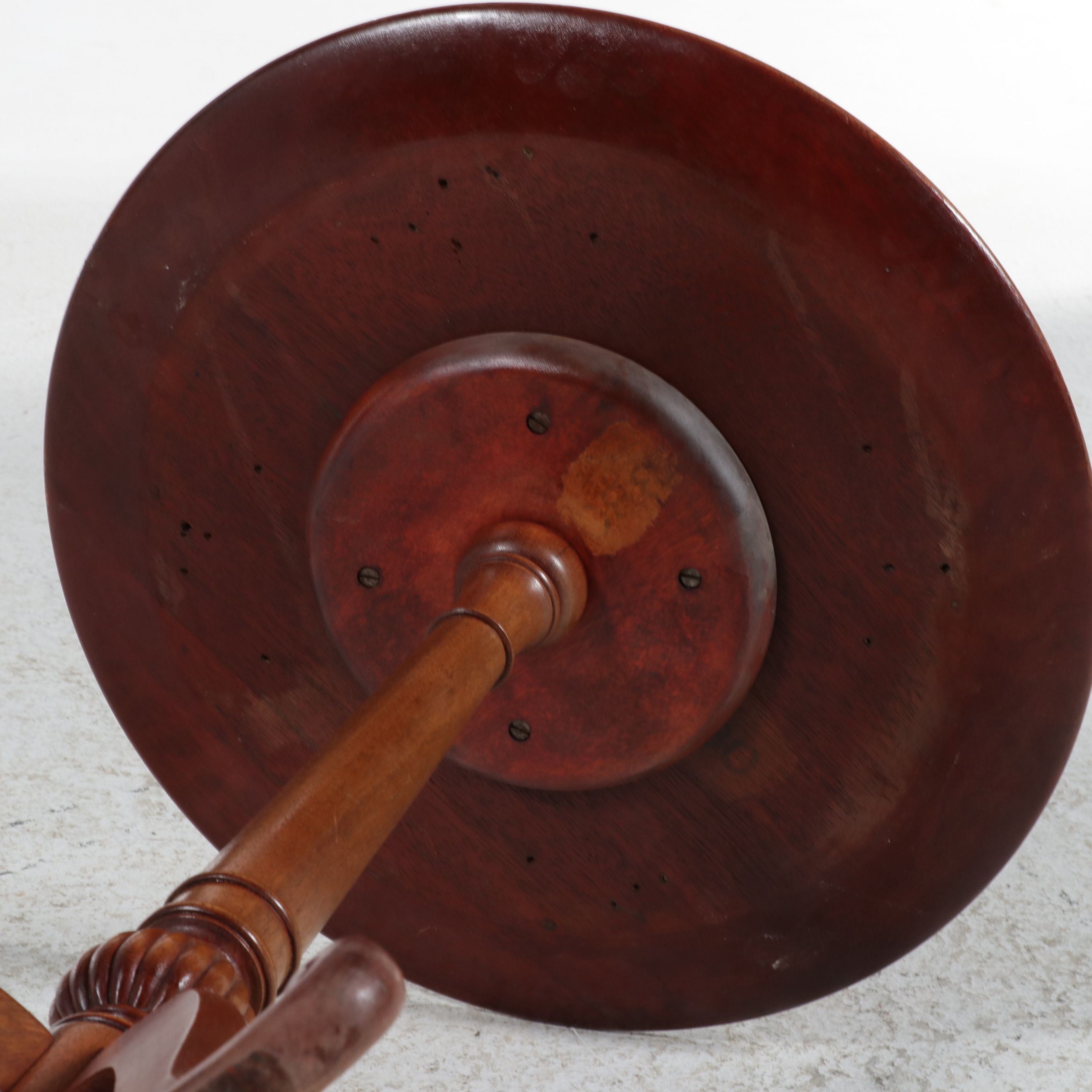Federal Style Mahogany Tripod Candlestand, 20th Century