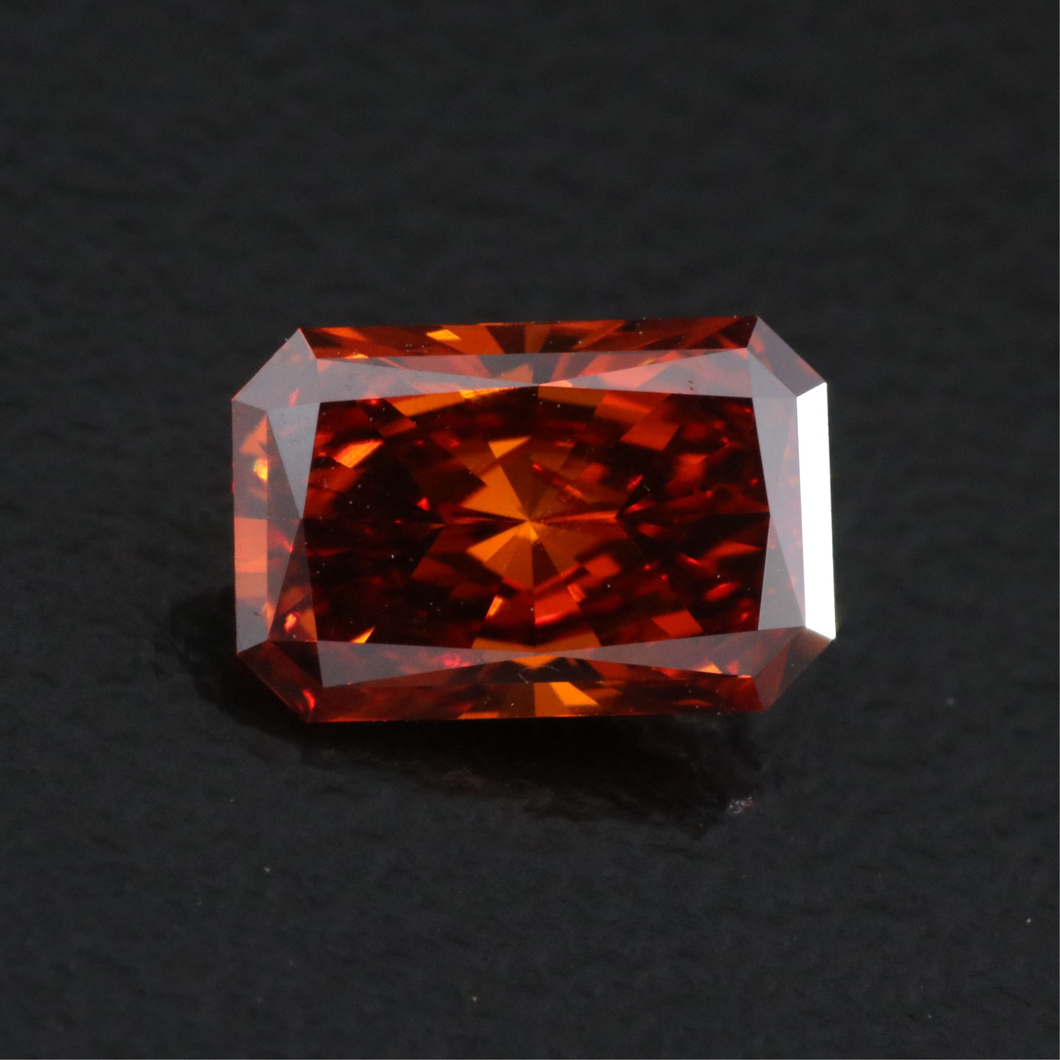 Loose 1.01 CT Lab Grown Fancy Vivid Orange Diamond with IGI Report