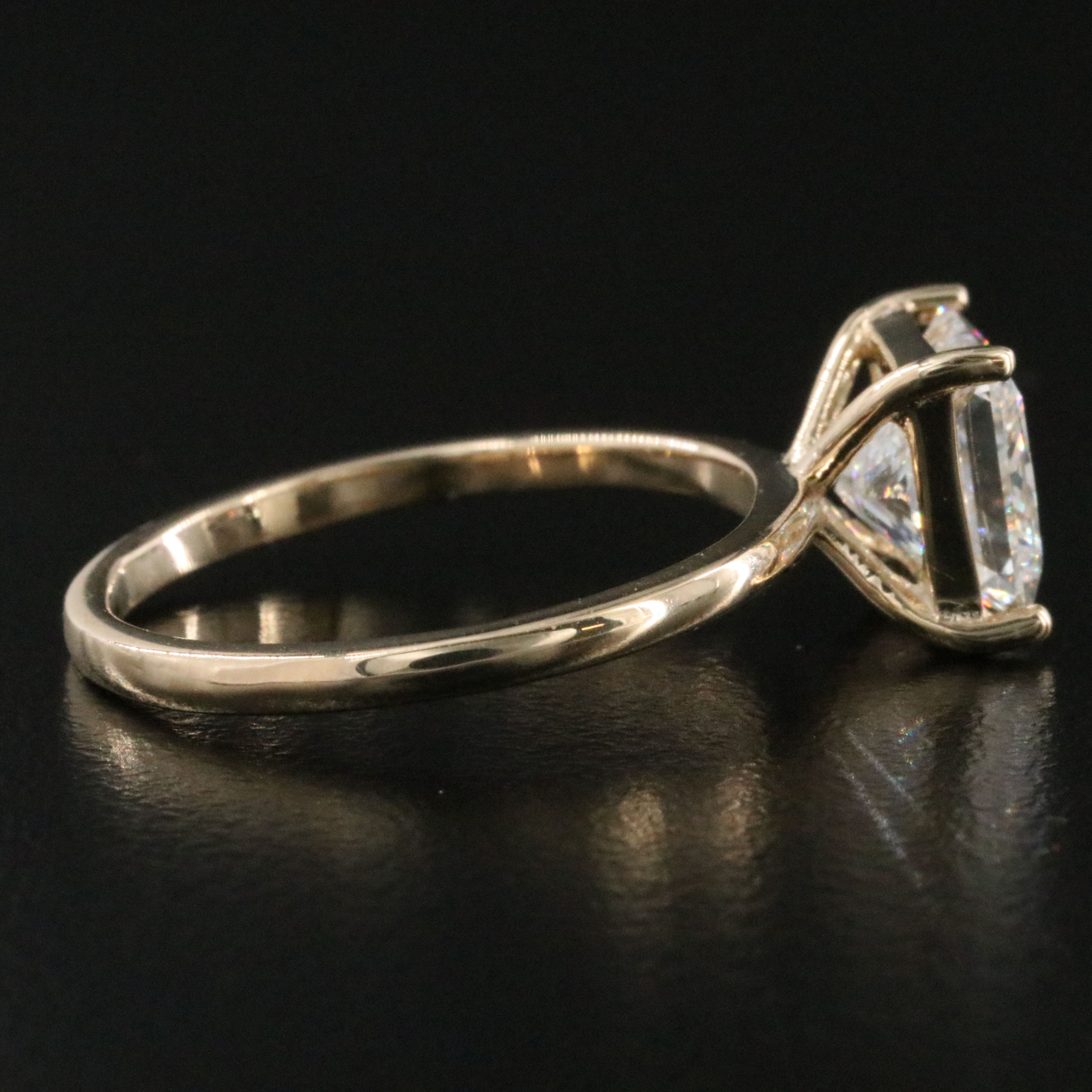 14K 2.06 CT Lab Grown Diamond Solitaire Ring with IGI Report