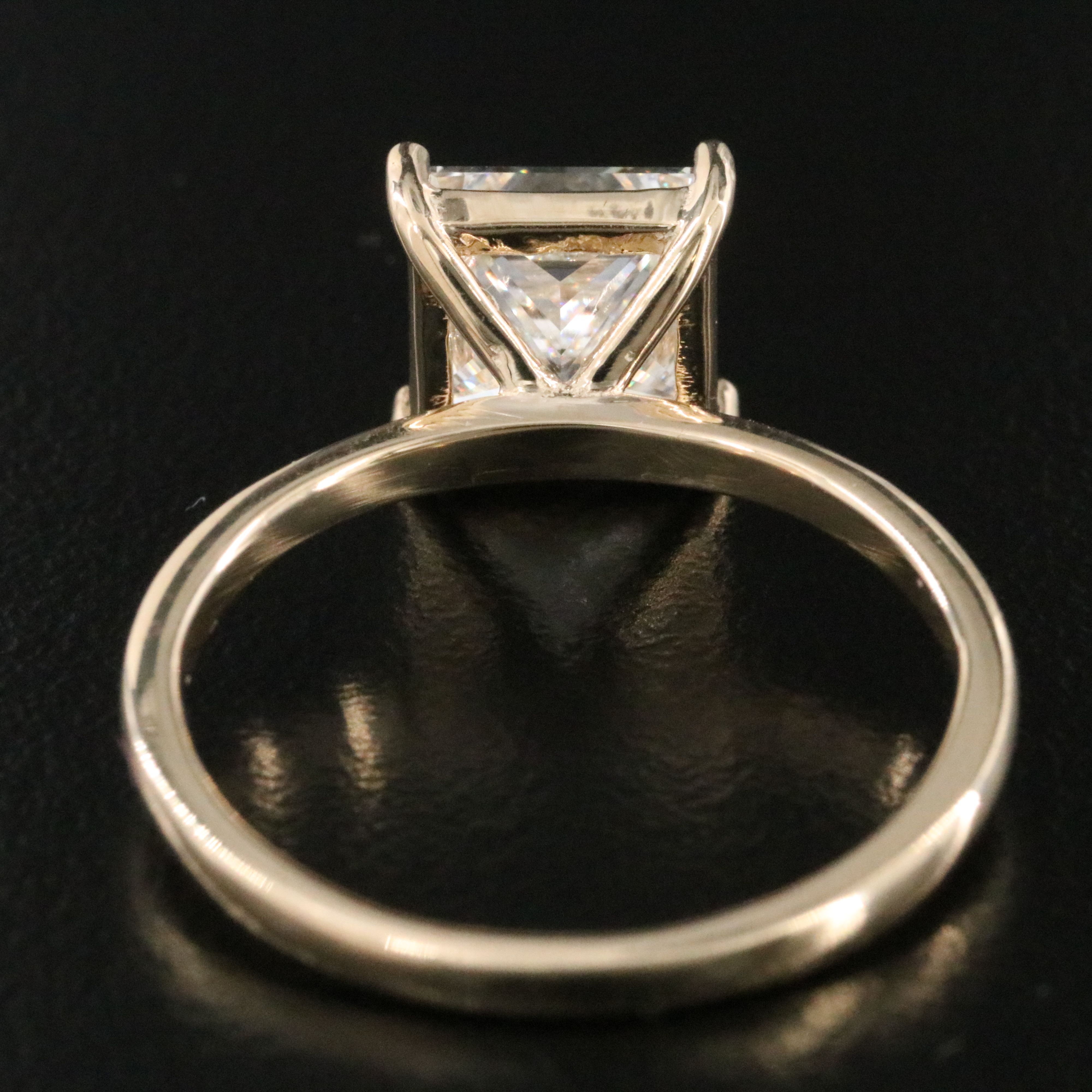 14K 2.06 CT Lab Grown Diamond Solitaire Ring with IGI Report