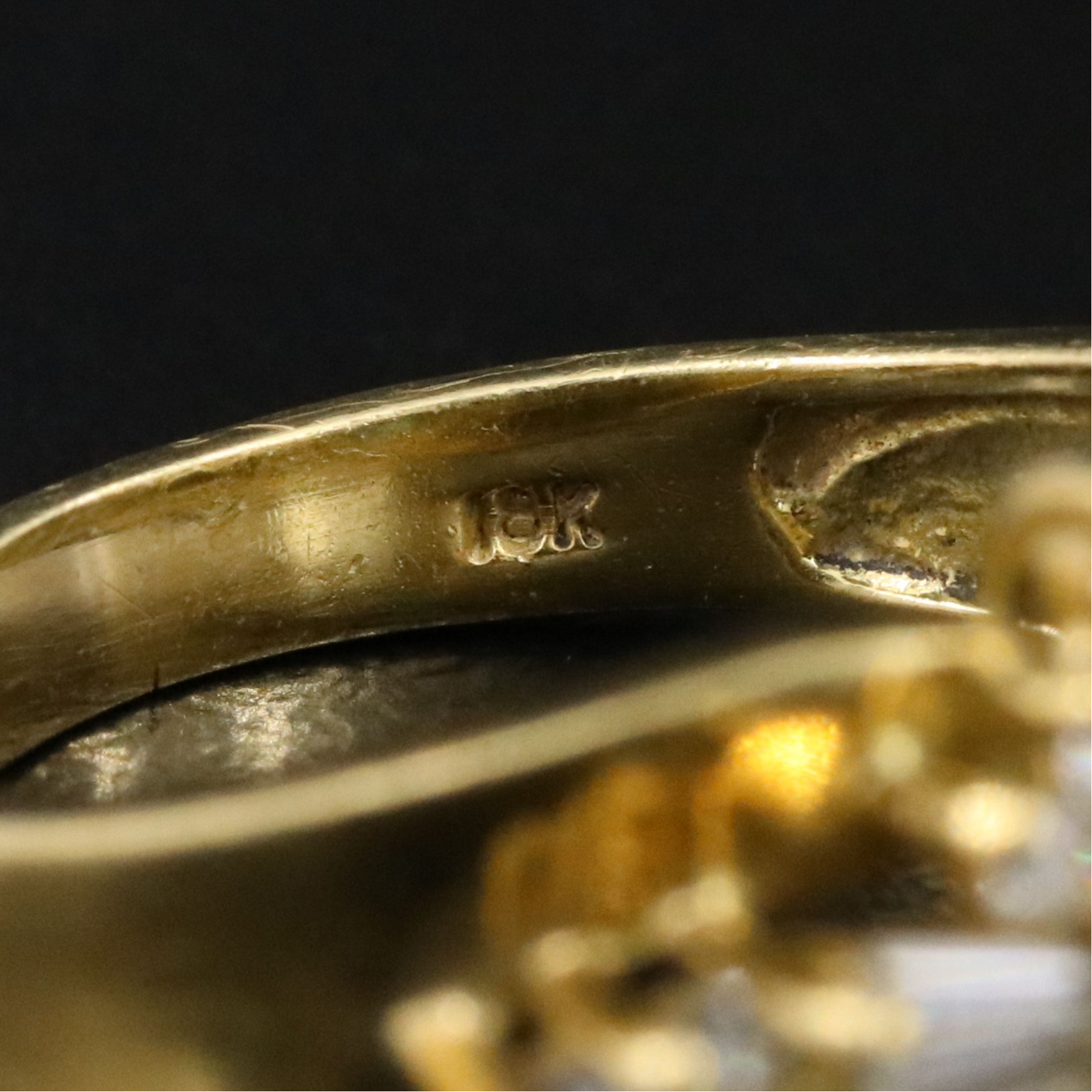 18K Alexandrite and Diamond Ring