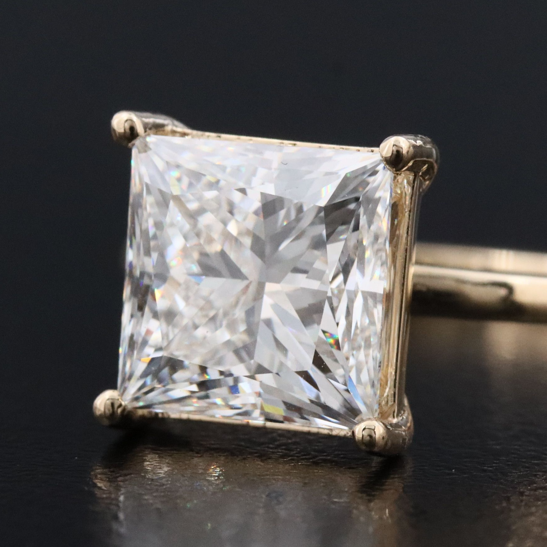 14K 4.05 CT Lab Grown Diamond Solitaire Ring with IGI Report