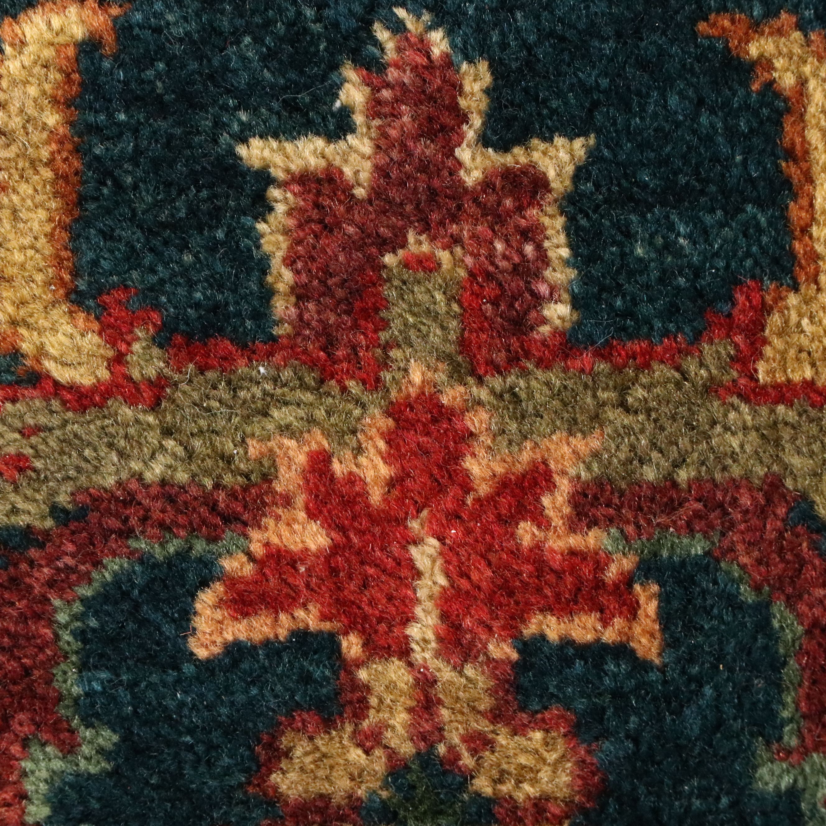 8'11 x 12'3 Hand-Knotted Persian Serapi Area Rug