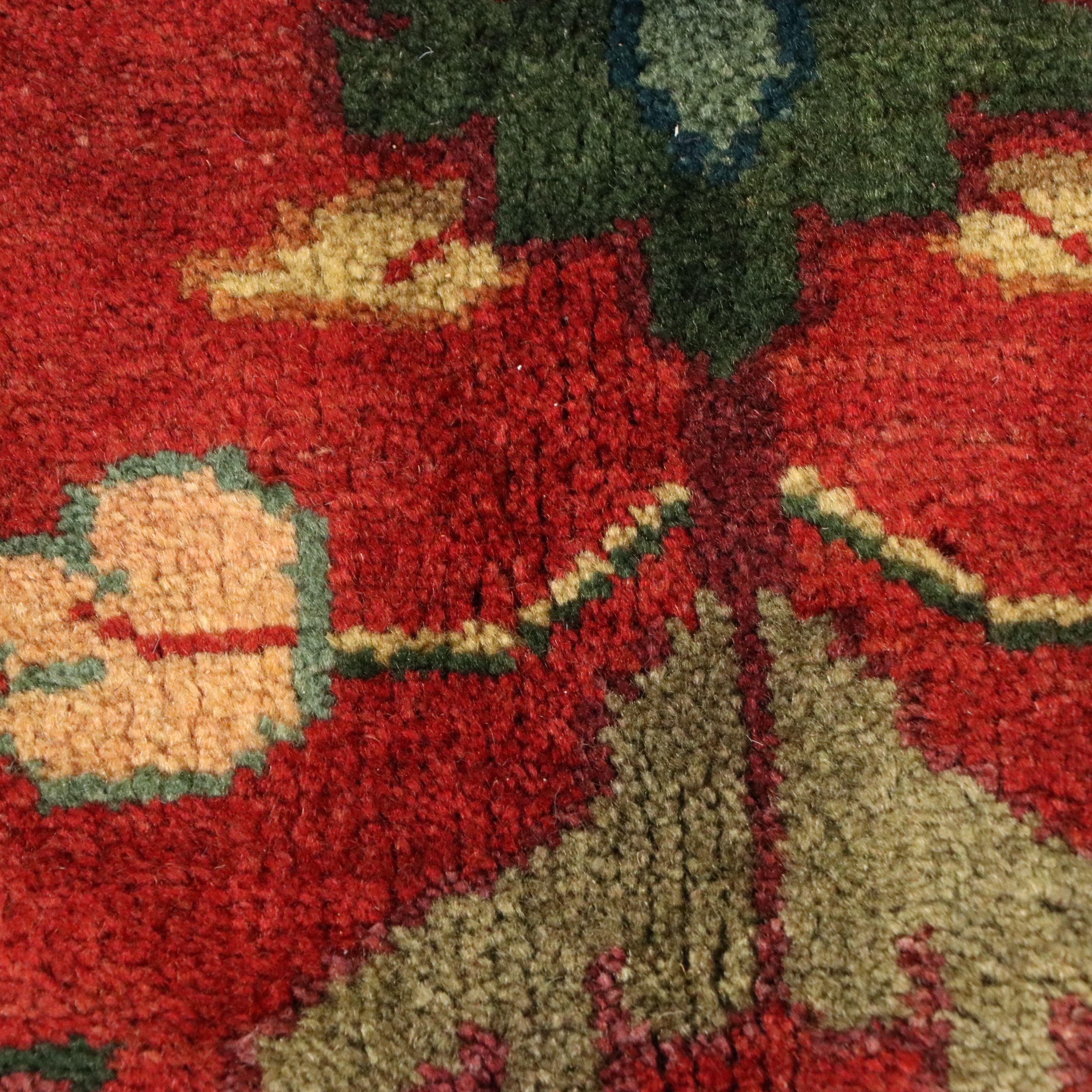 8'11 x 12'3 Hand-Knotted Persian Serapi Area Rug