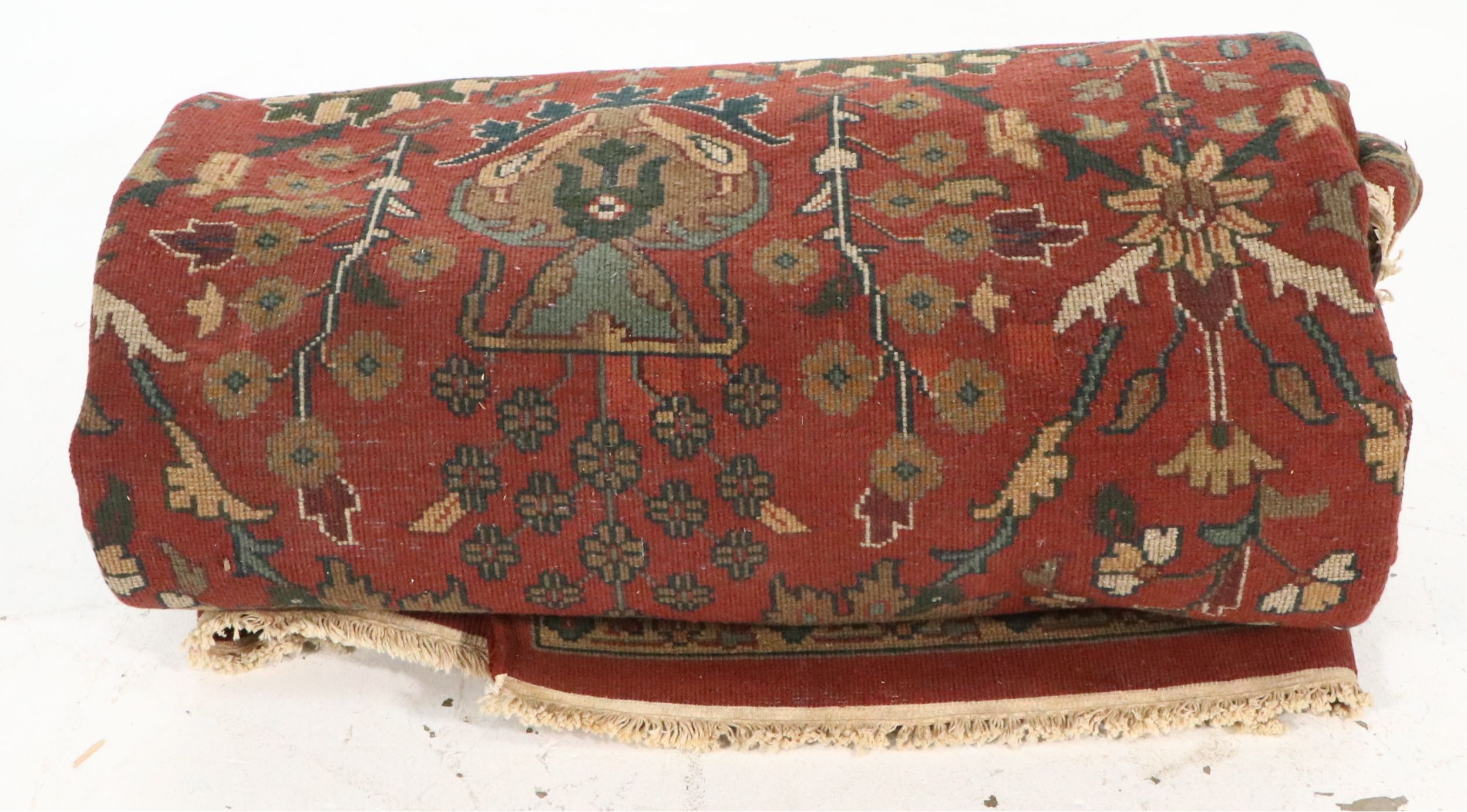 8'11 x 12'3 Hand-Knotted Persian Serapi Area Rug