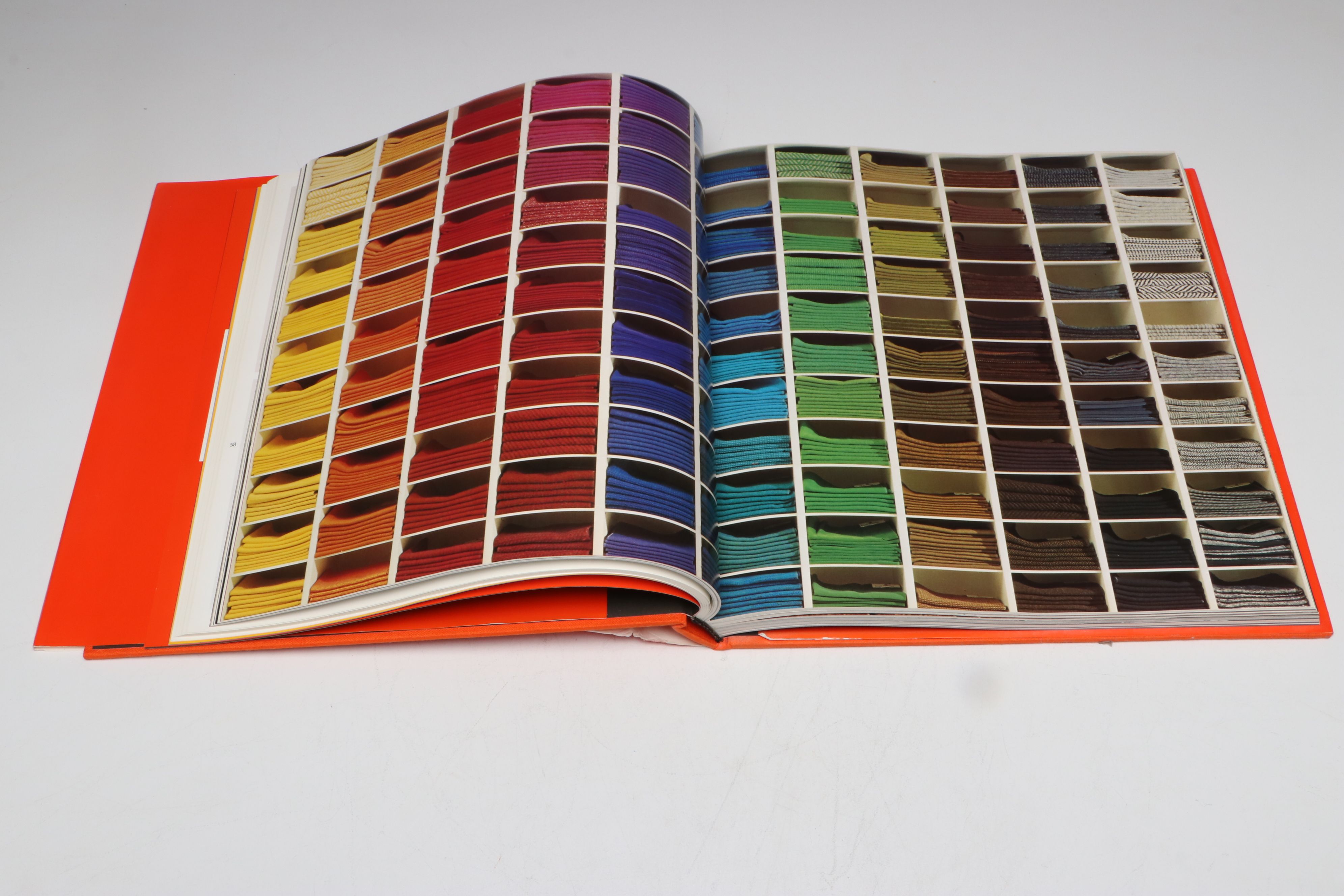 Third Printing "Knoll Design" by Eric Larrabee and Massimo Vignelli, 1990