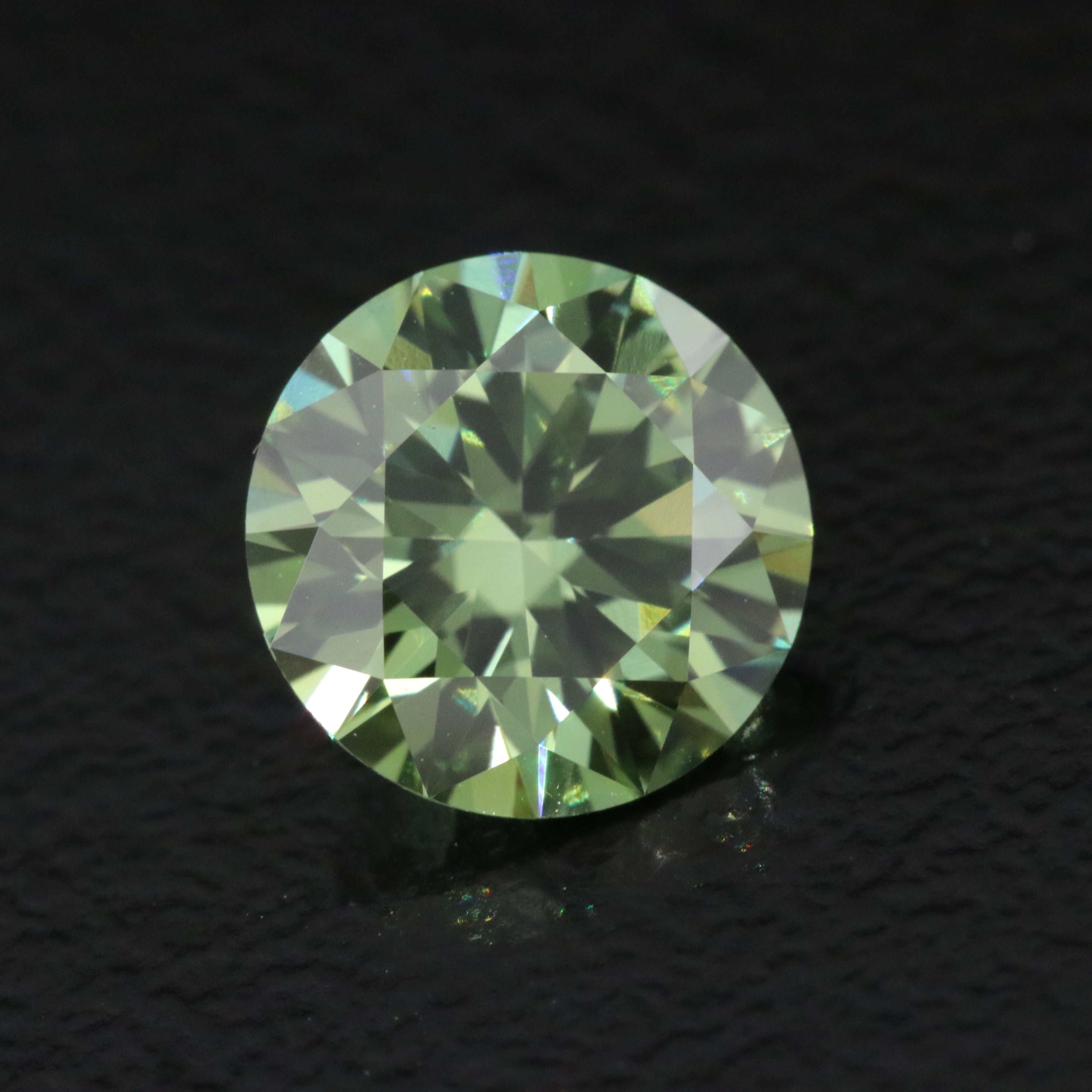Loose 1.55 CT Lab Grown Fancy Vivid Green Diamond with IGI Report