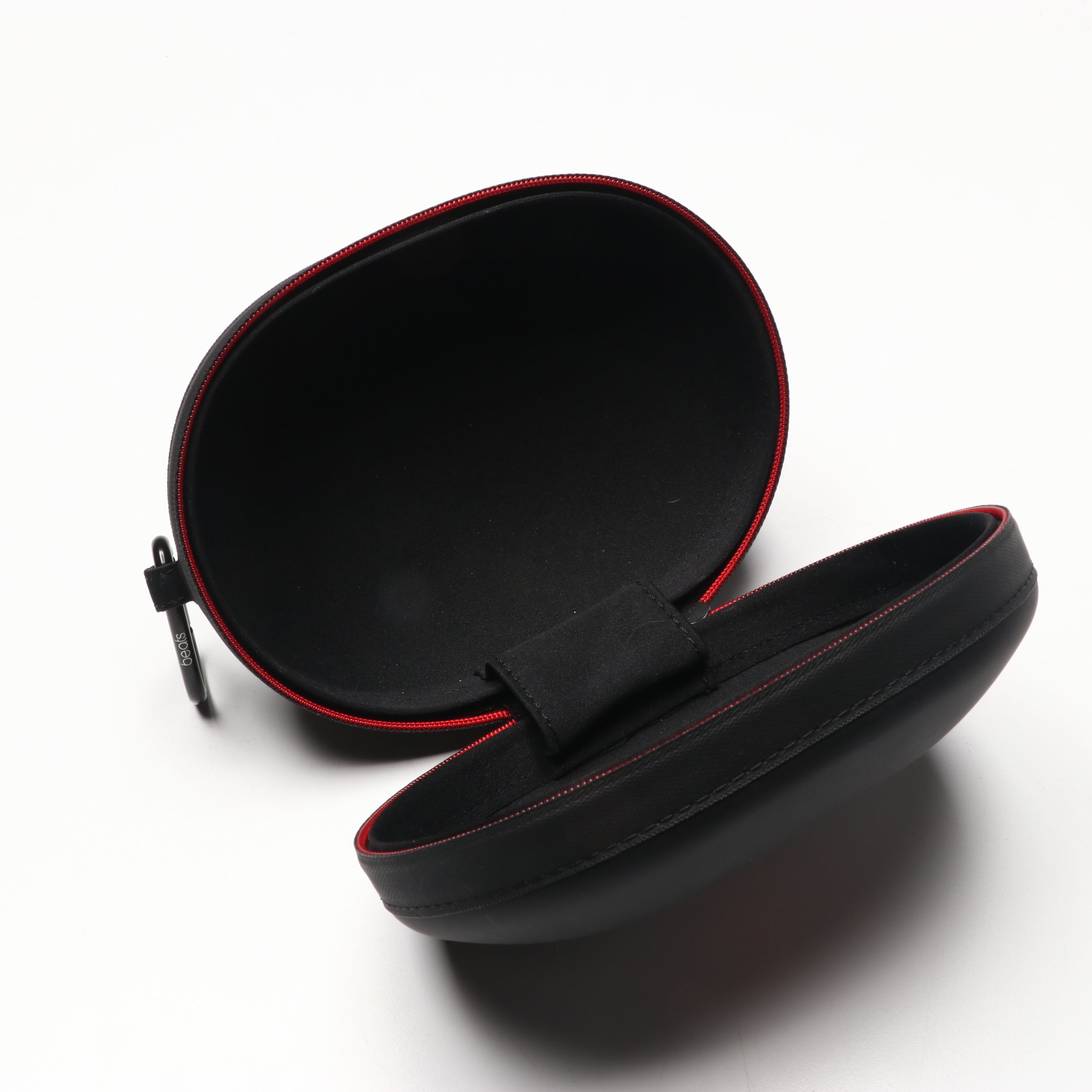 Beats by Dre Studio 3 Headphones with Bushnell Golf Wingman Speaker and GPS