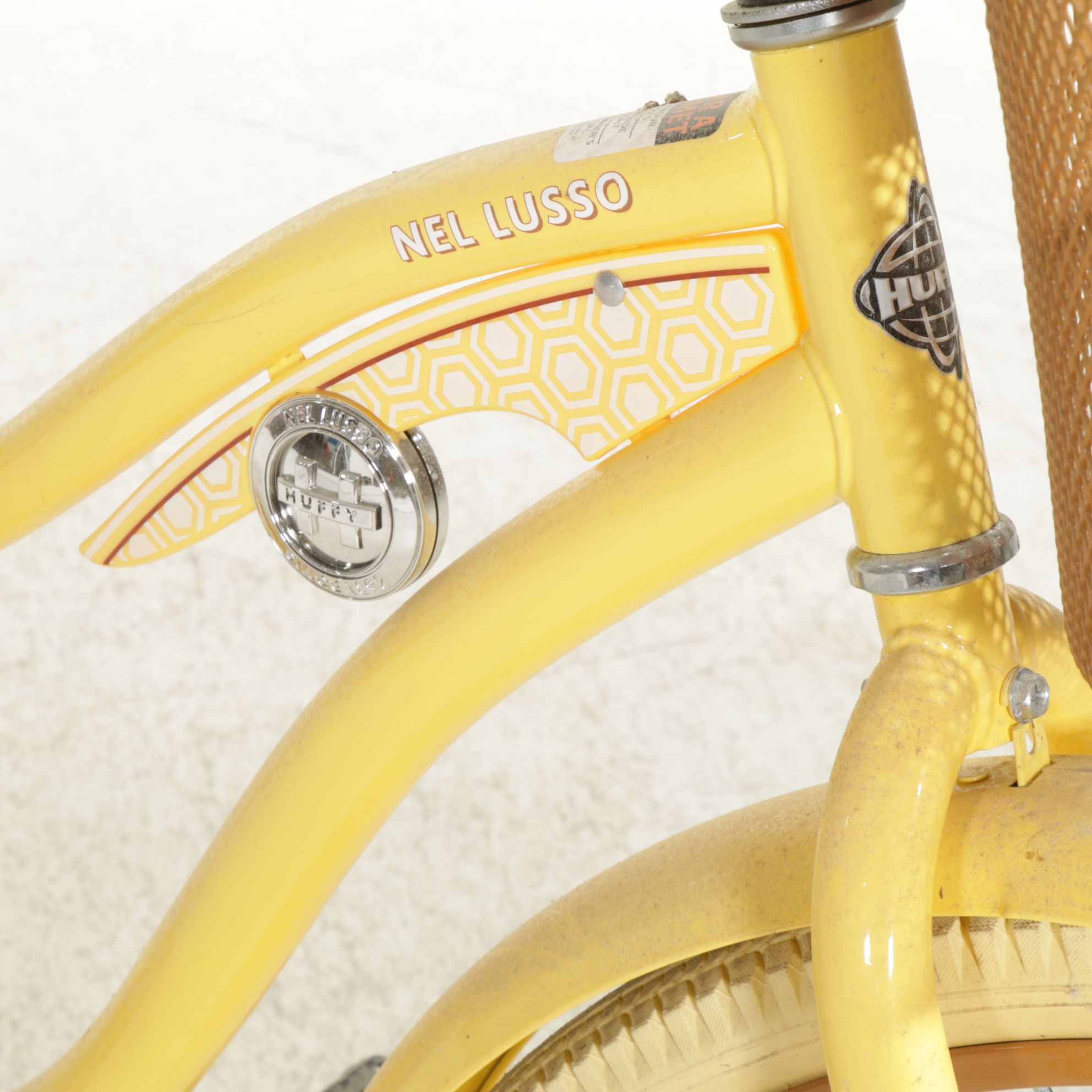 Huffy "Nel Lusso" Yellow Classic Cruiser 26" Women's Bicycle