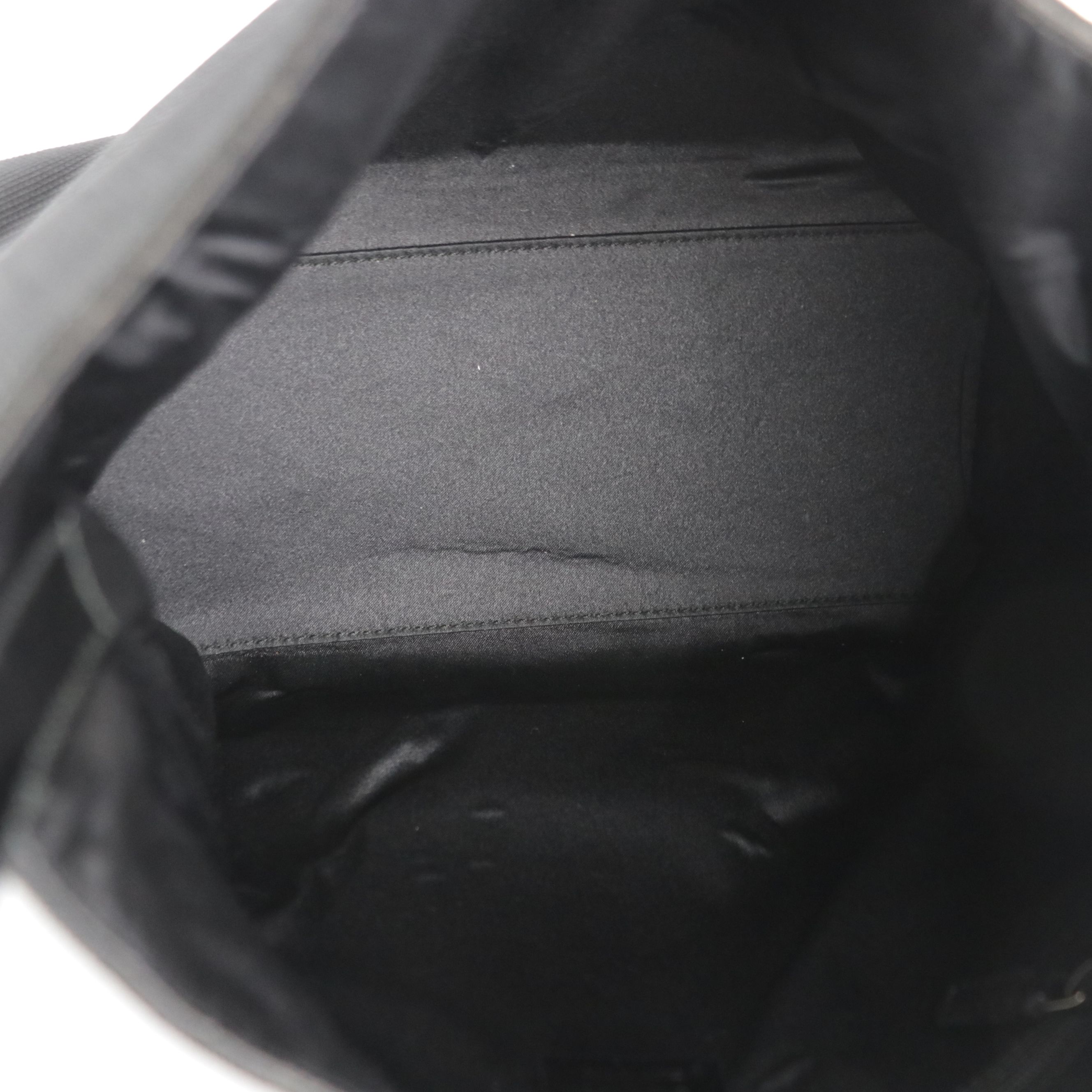 Gucci Black Textile and Glazed Leather Tote Bag with Metal Handle