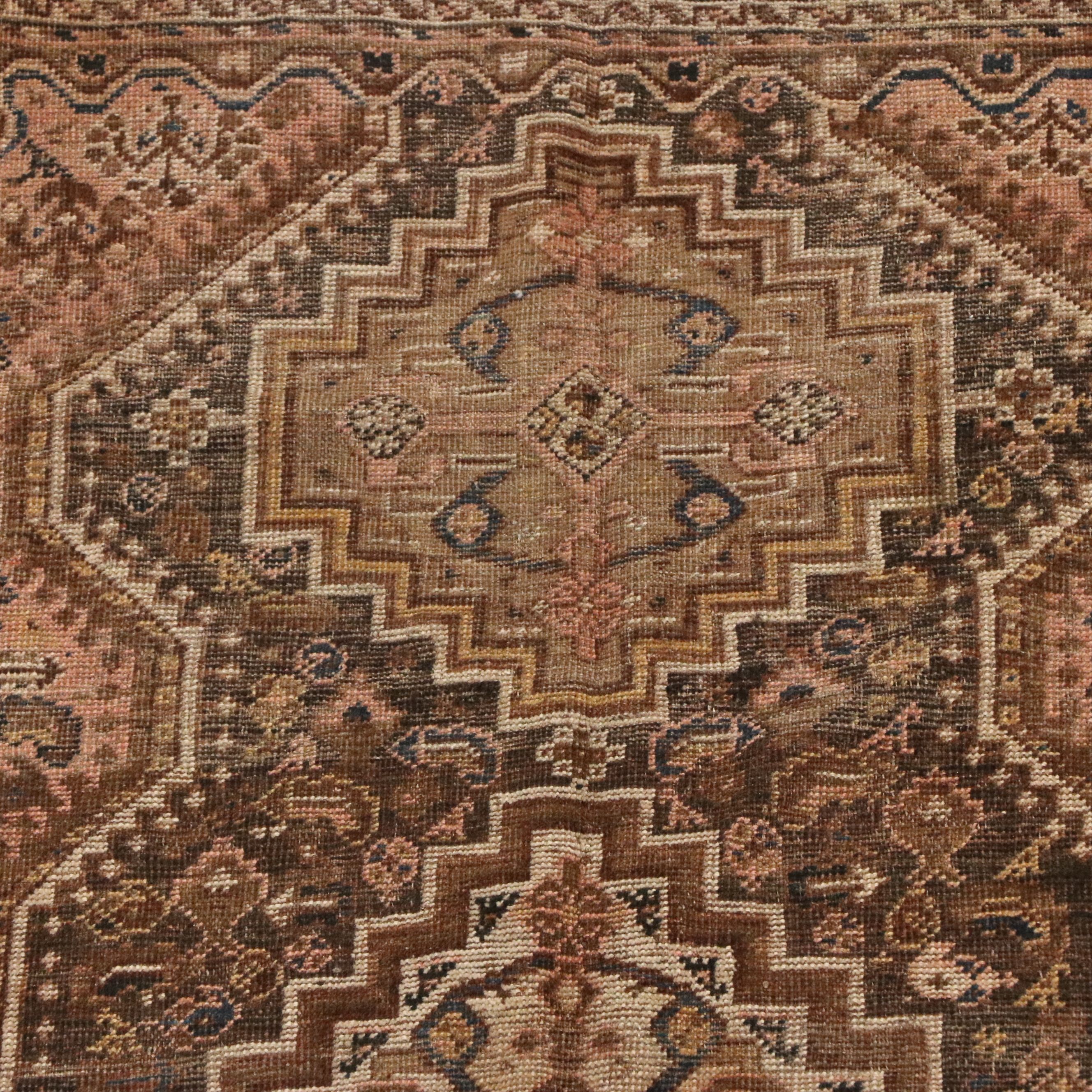 4'11 x 6'6 Hand-Knotted Caucasian Shirvan Area Rug