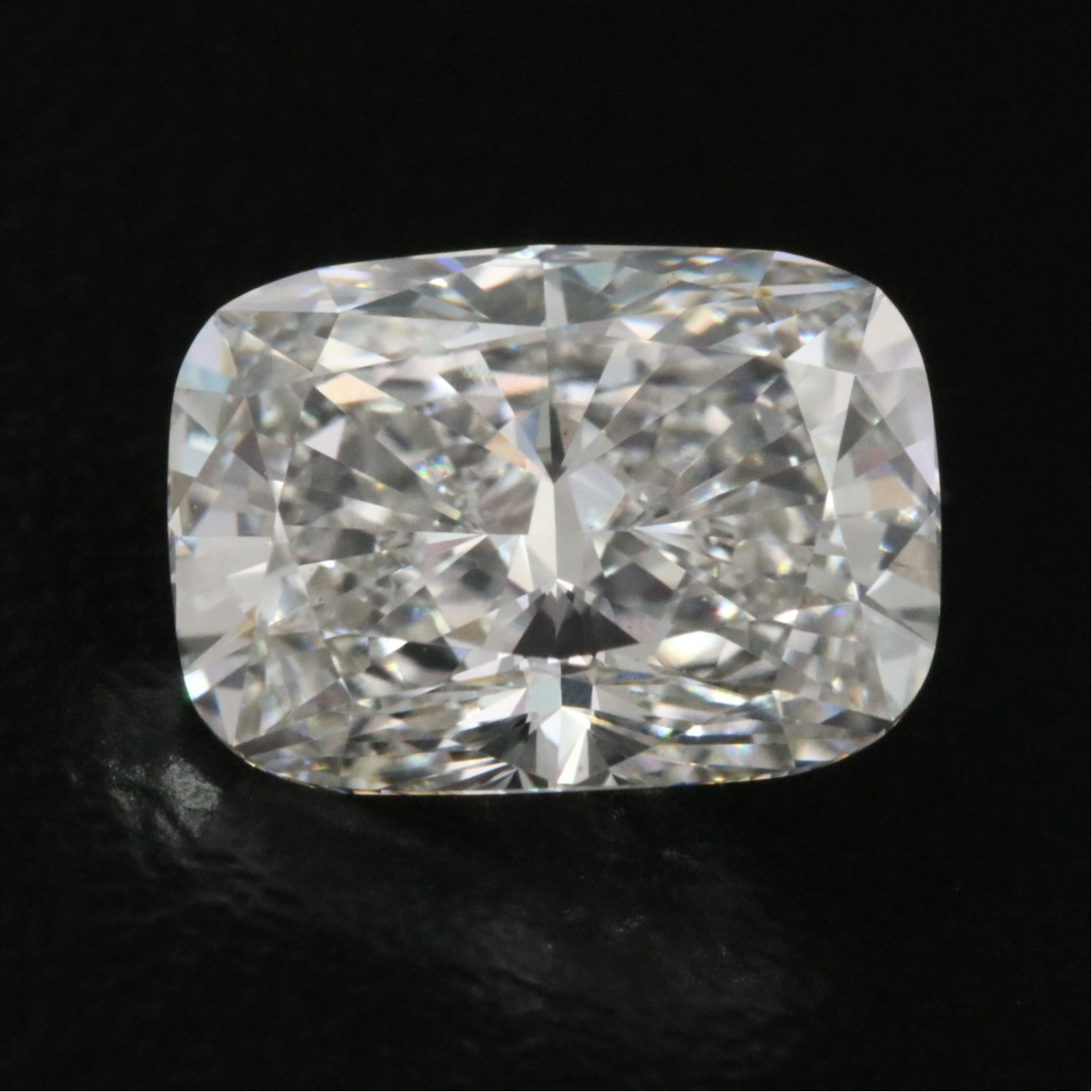 Loose 2.10 CT Lab Grown Diamond with IGI Report