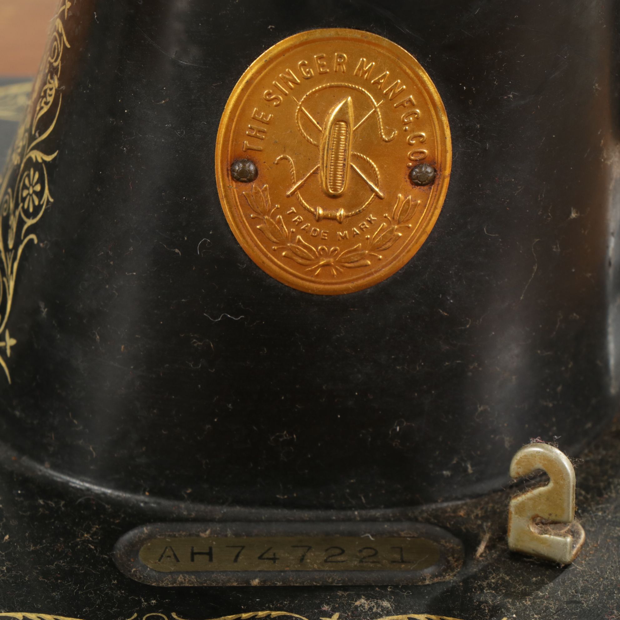 Singer Sewing Machine Model 66 in Drop Leaf Table Cabinet