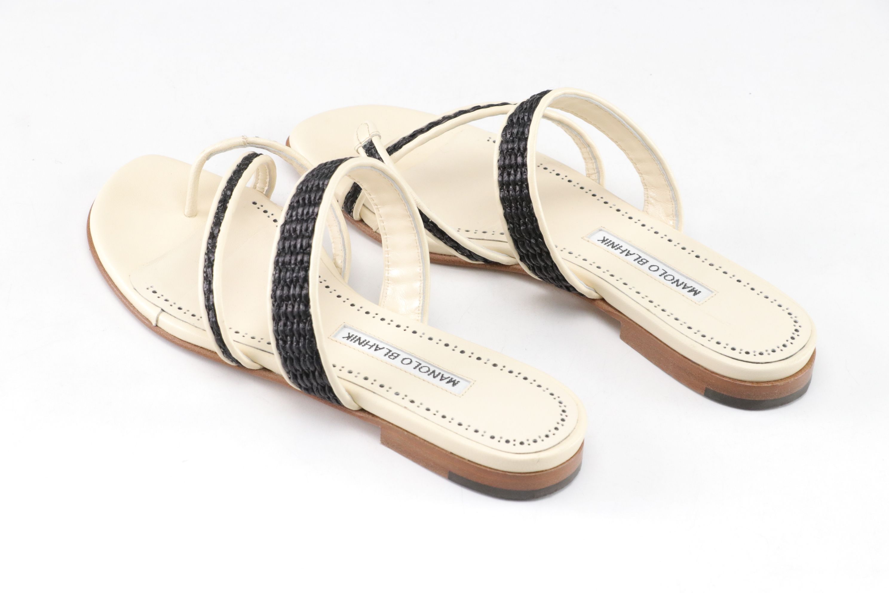Manolo Blahnik Susara Raffia Cream Leather Flat Sandals