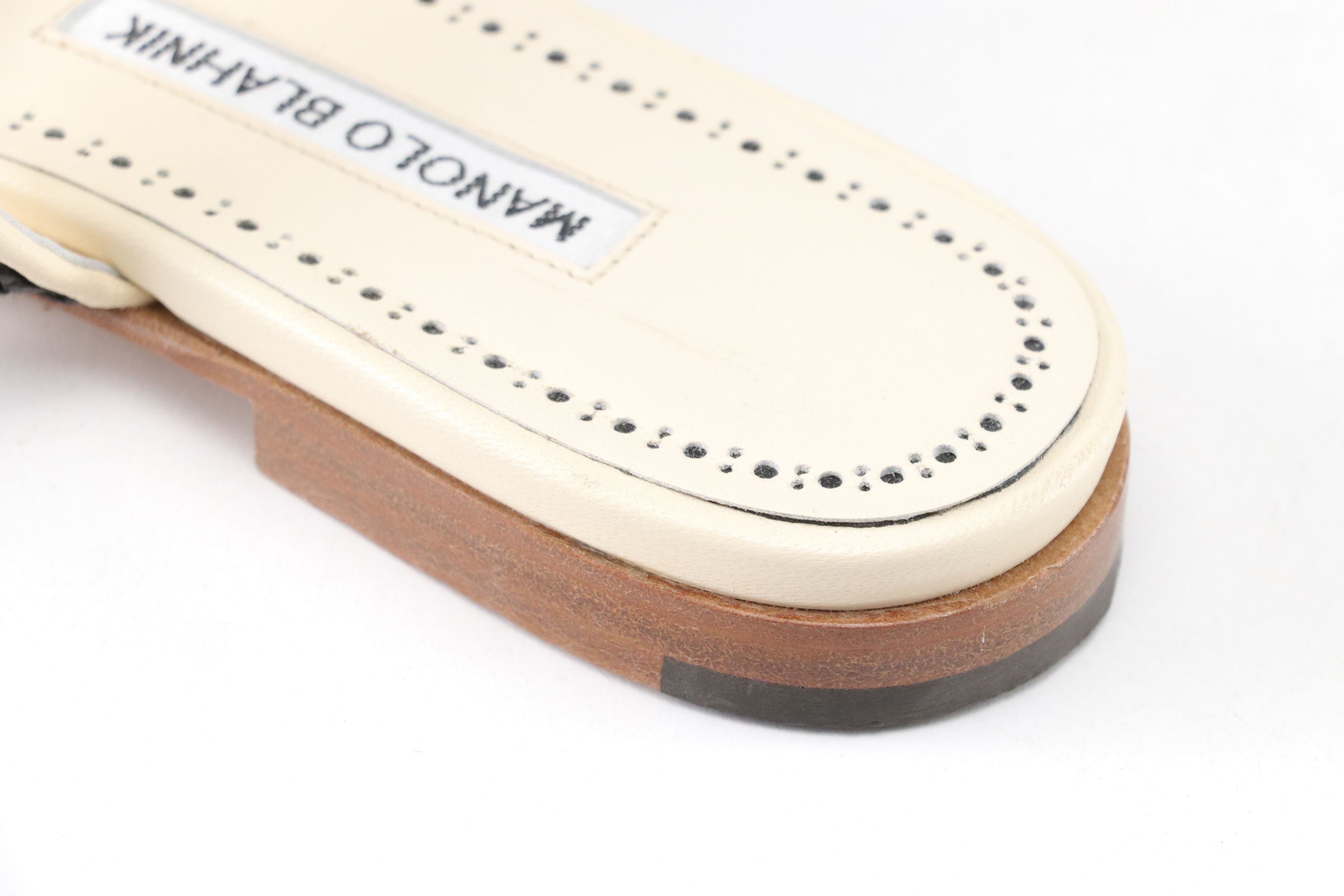 Manolo Blahnik Susara Raffia Cream Leather Flat Sandals