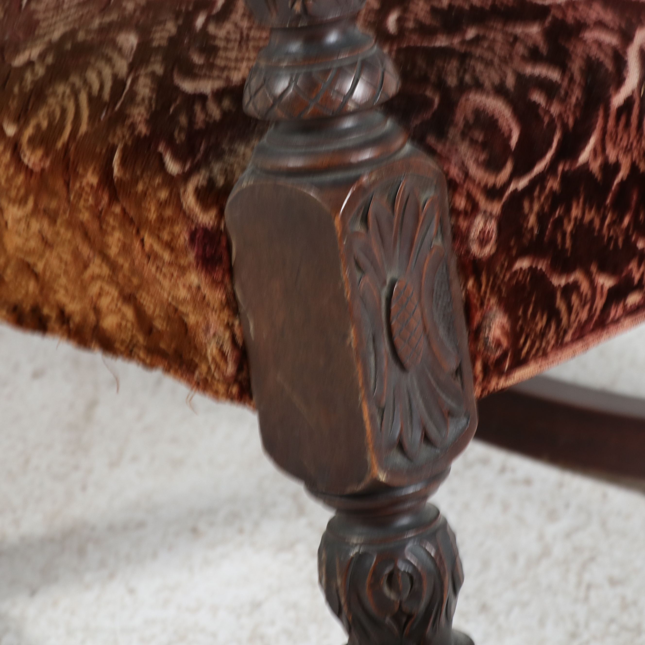 Victorian Carved Walnut Rocking Chair, Late 19th Century