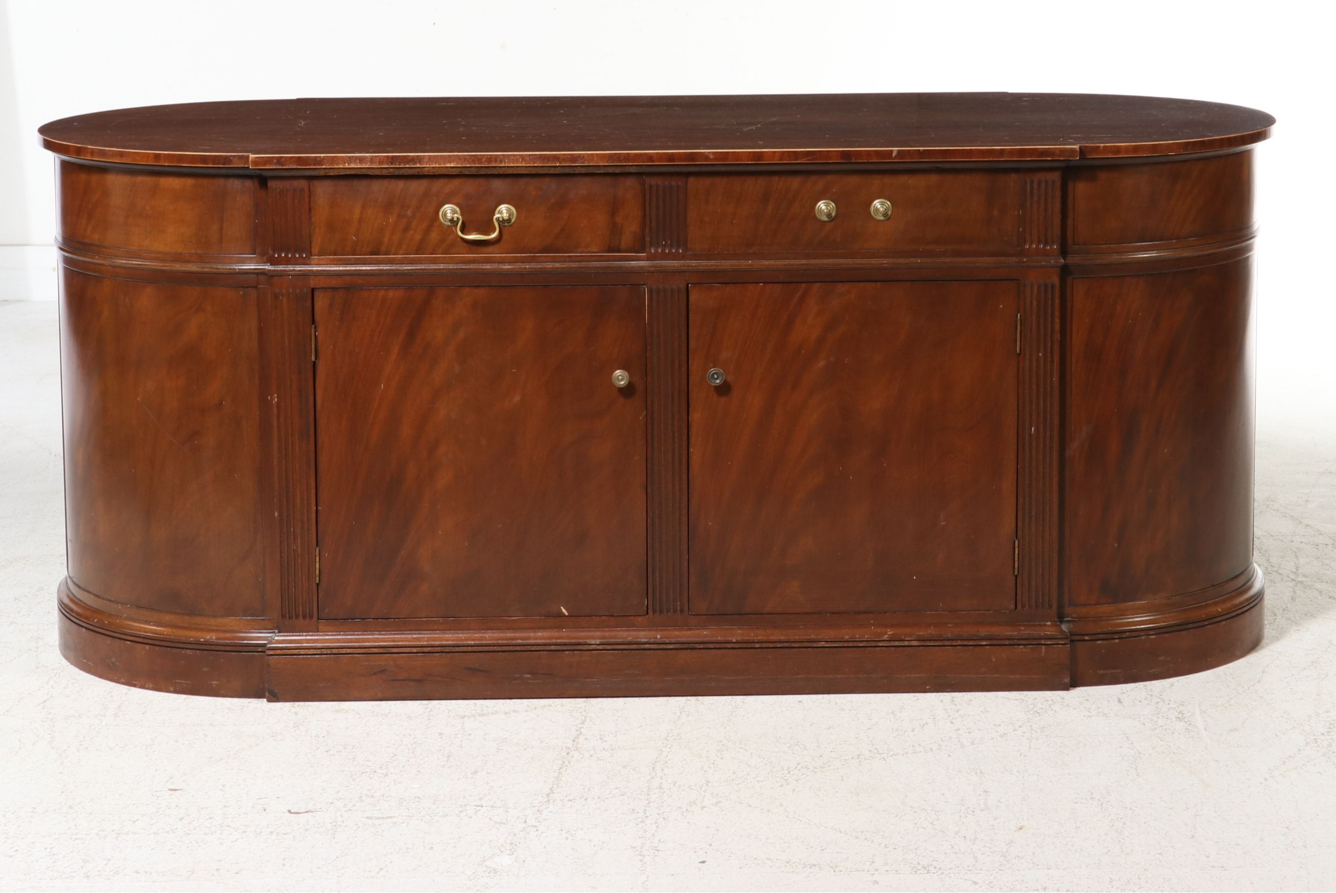 Federal Style Kidney-Shaped Mahogany Sideboard, Mid to Late 20th Century