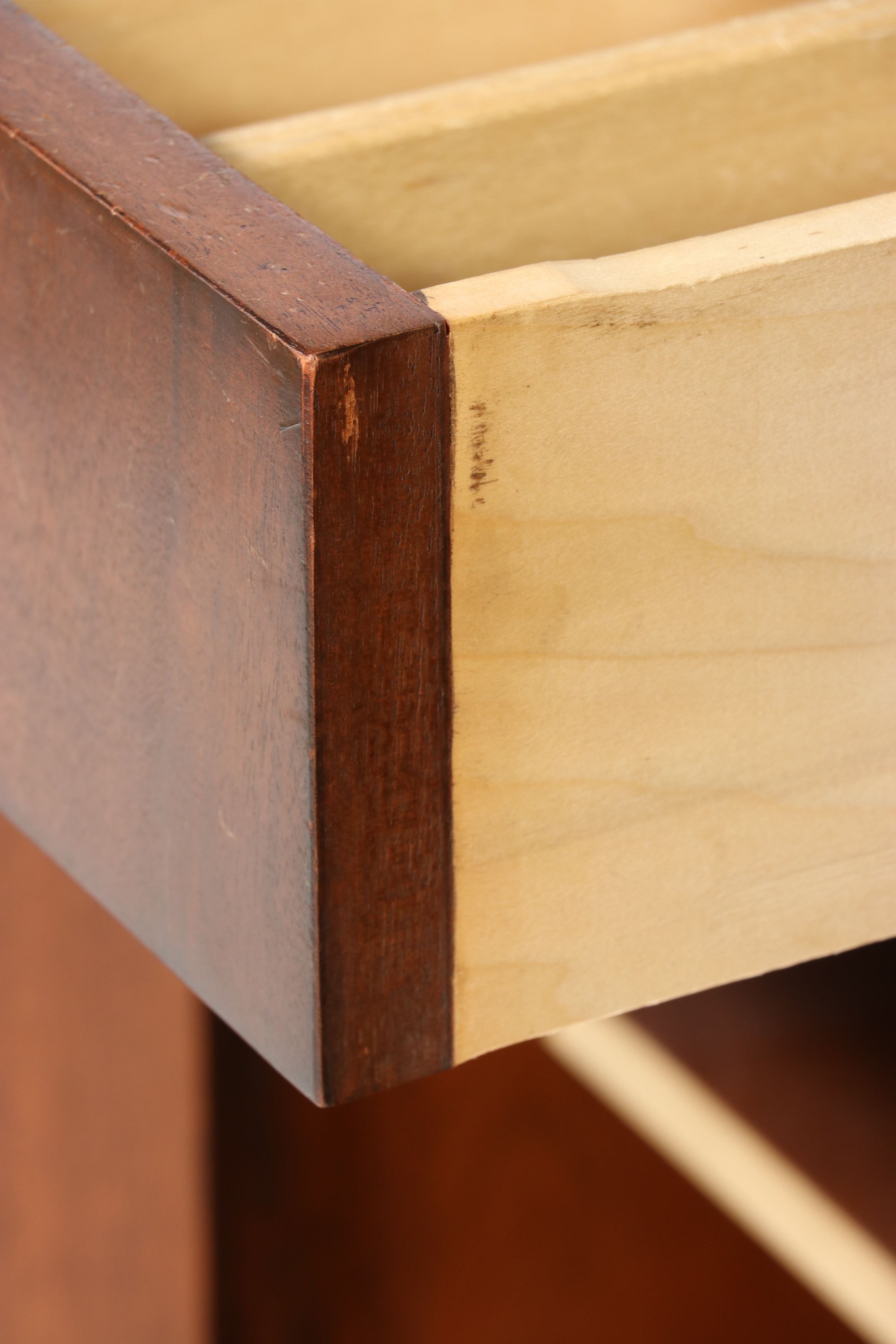 Federal Style Kidney-Shaped Mahogany Sideboard, Mid to Late 20th Century