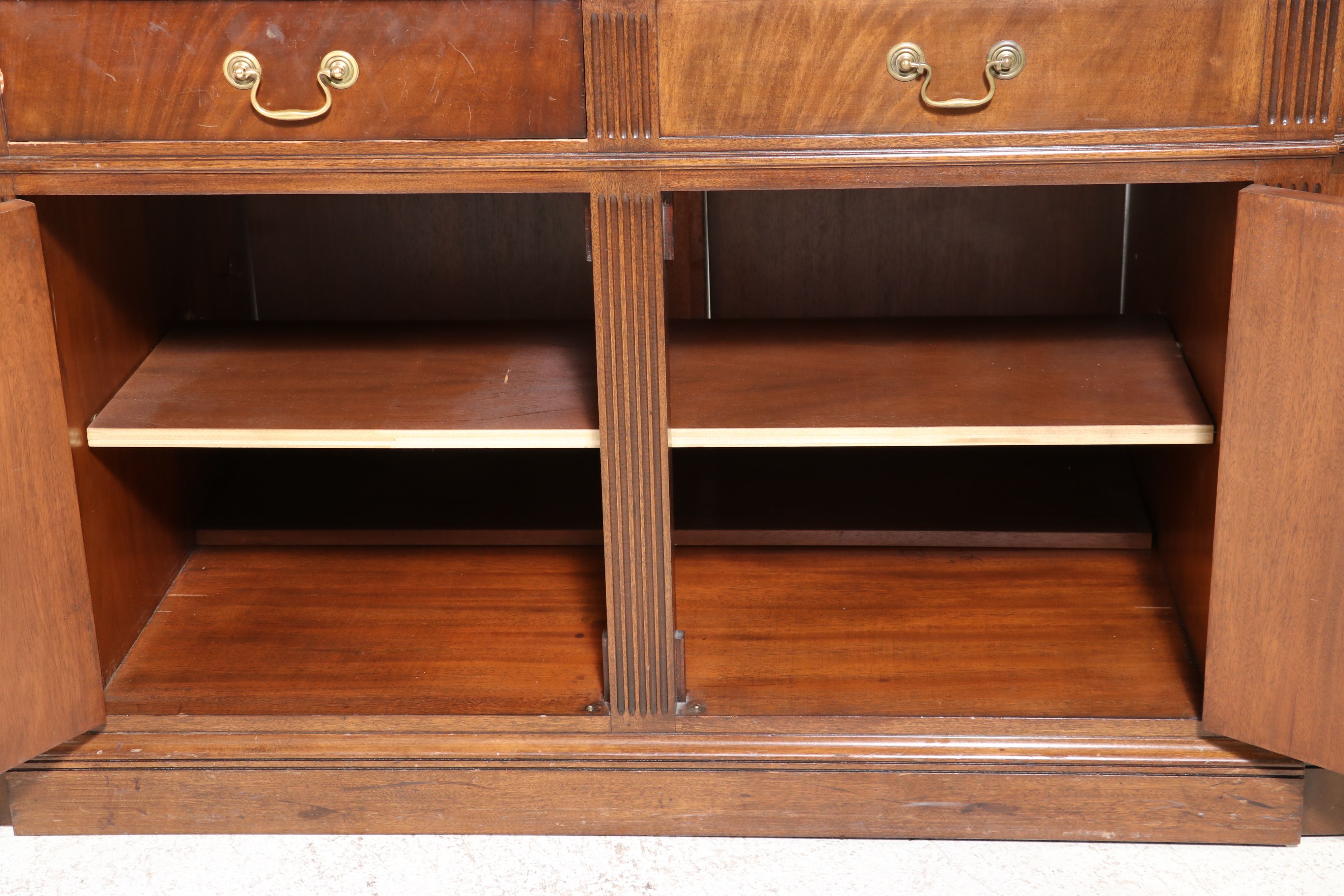 Federal Style Kidney-Shaped Mahogany Sideboard, Mid to Late 20th Century