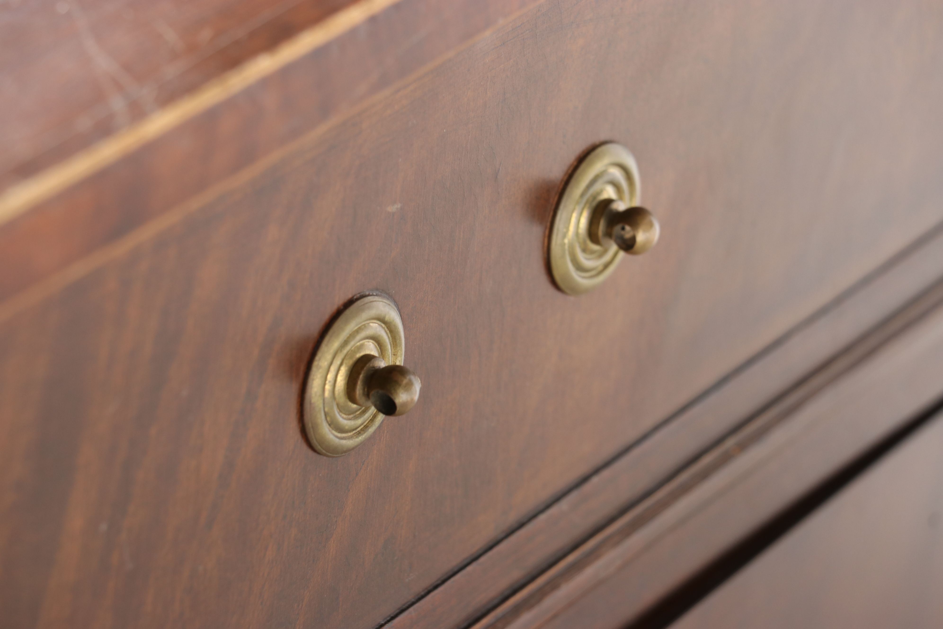 Federal Style Kidney-Shaped Mahogany Sideboard, Mid to Late 20th Century