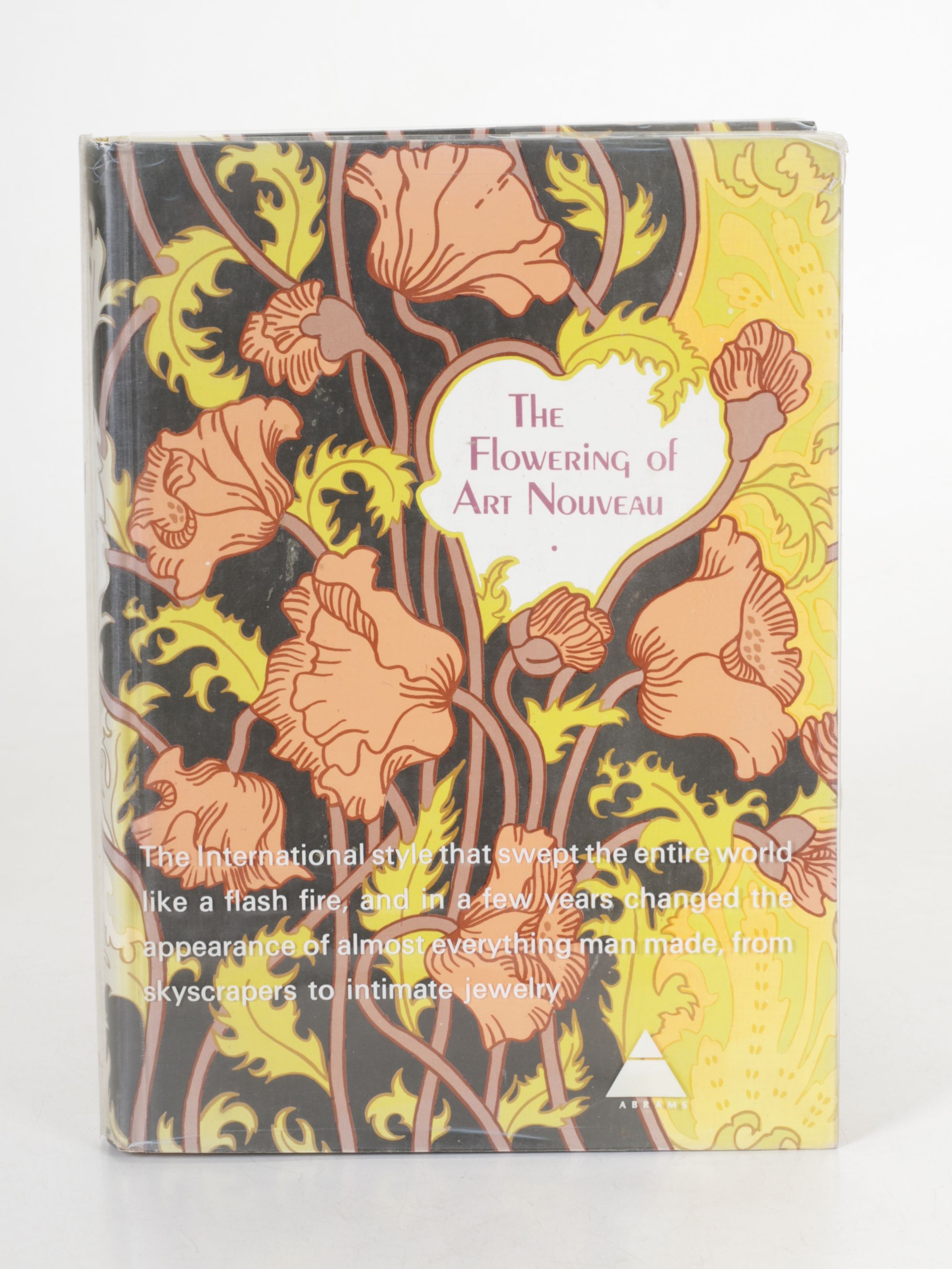 "The Flowering of Art Nouveau" & Other Books on Arts, Antiques, and Collectibles