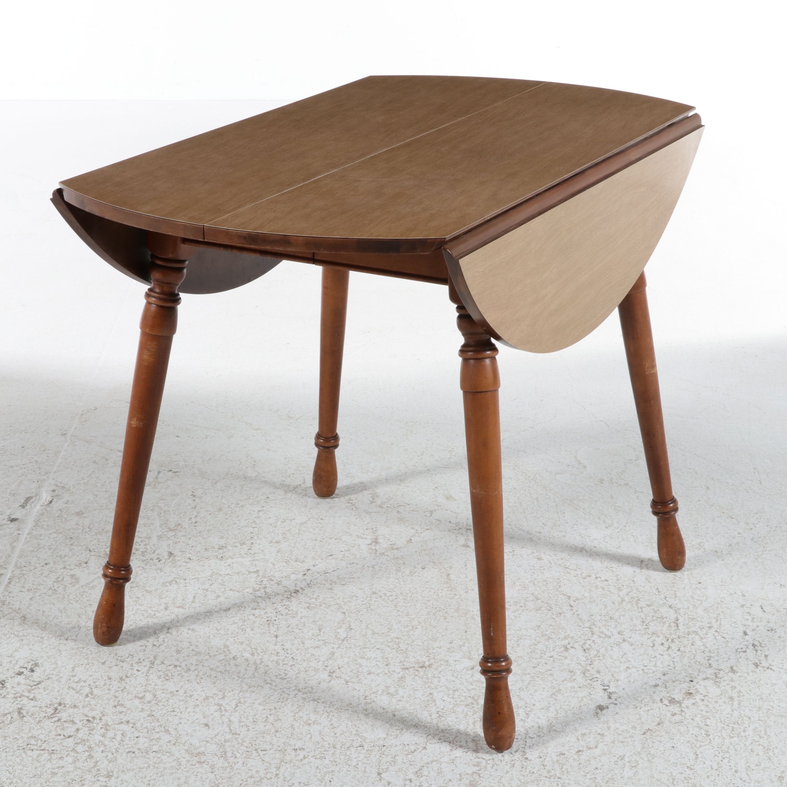 Five-Piece Colonial Revival Style Dining Set, Mid to Late 20th Century