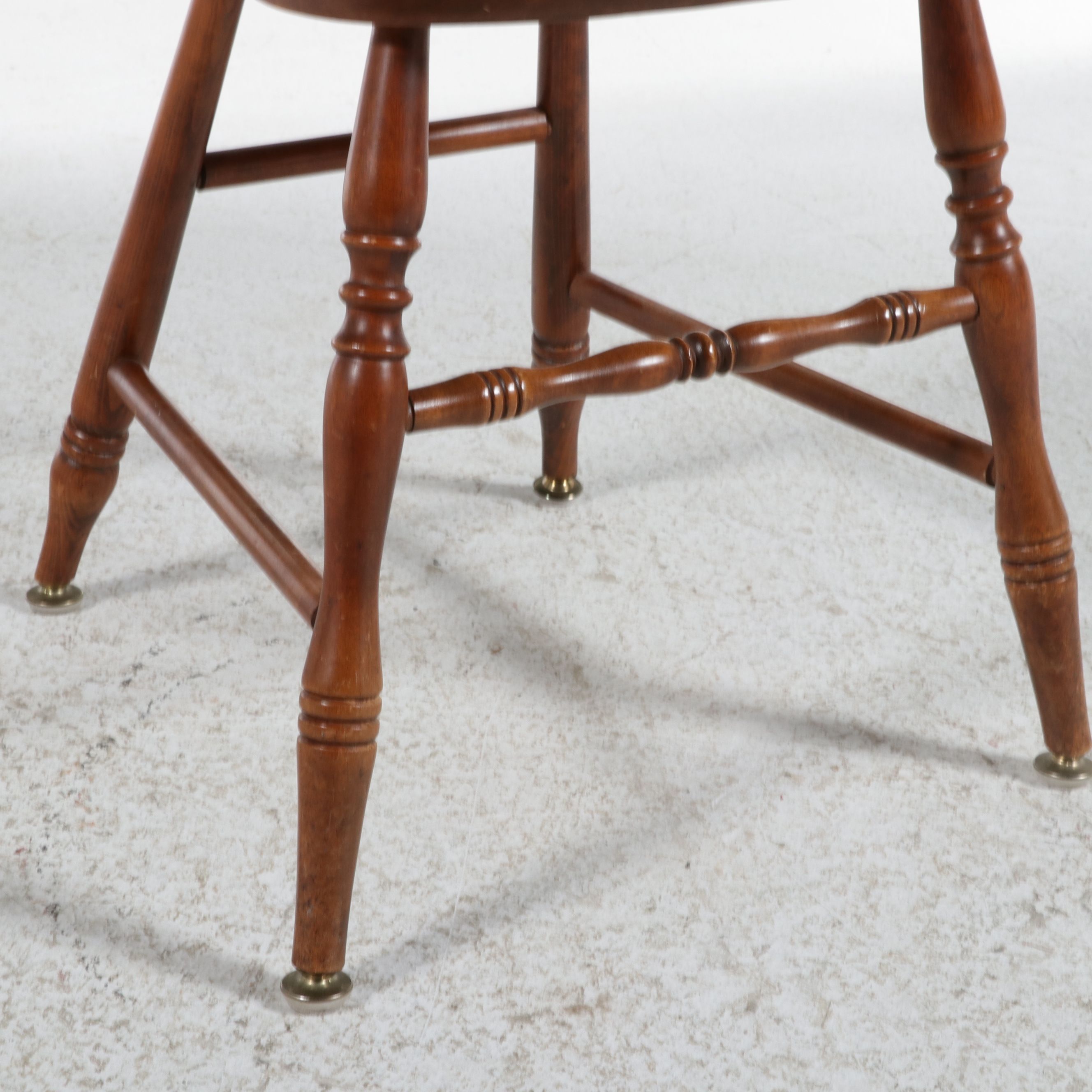 Five-Piece Colonial Revival Style Dining Set, Mid to Late 20th Century